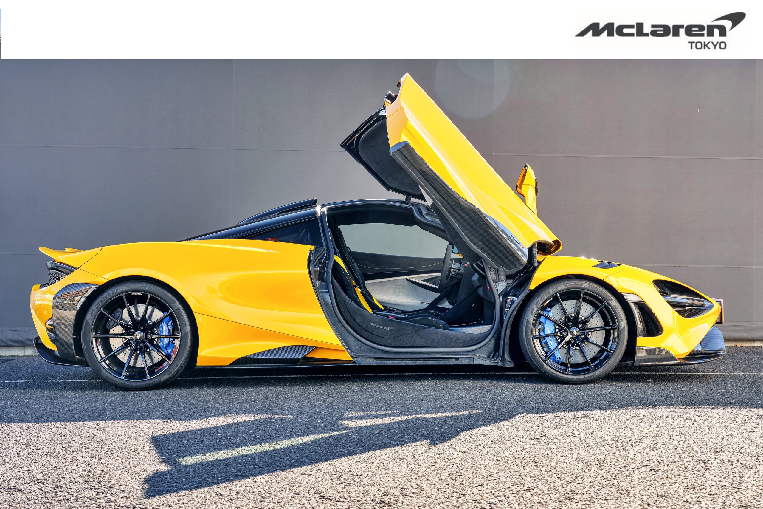 McLaren 765LT (photo: 11)