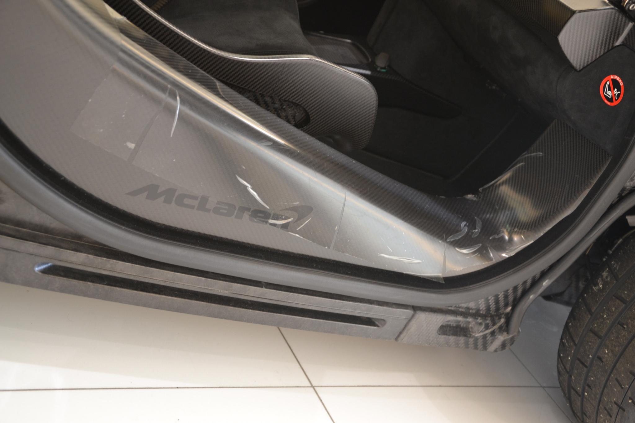 McLaren Senna (photo: 32)