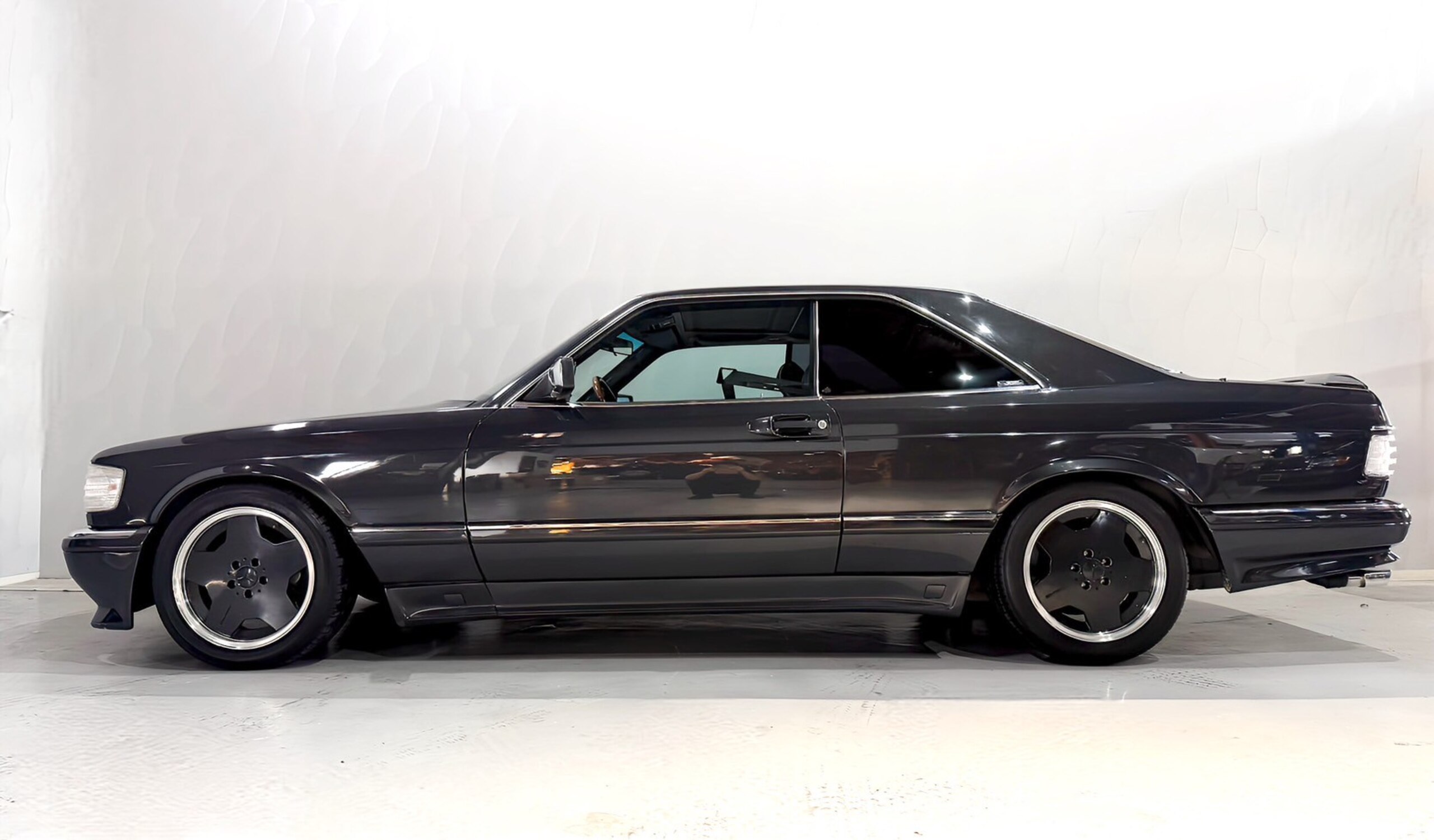 Mercedes Benz 560SEC (photo: 6)