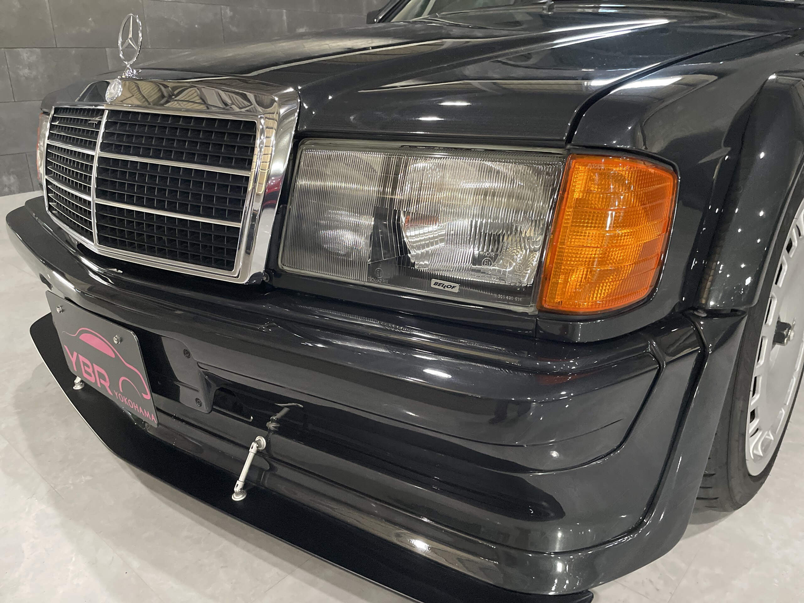 Mercedes Benz 190E (photo: 8)