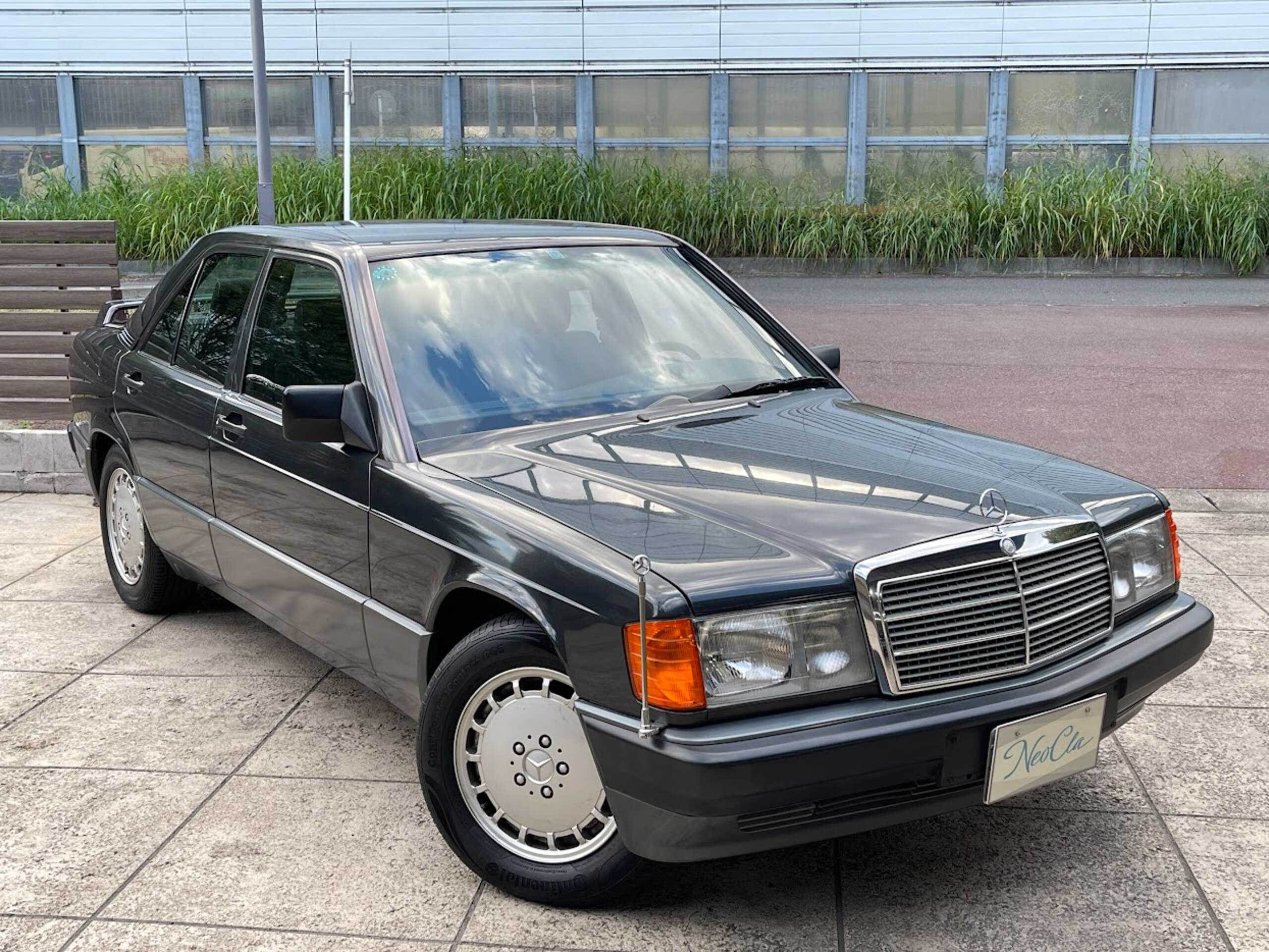 Mercedes Benz 190E