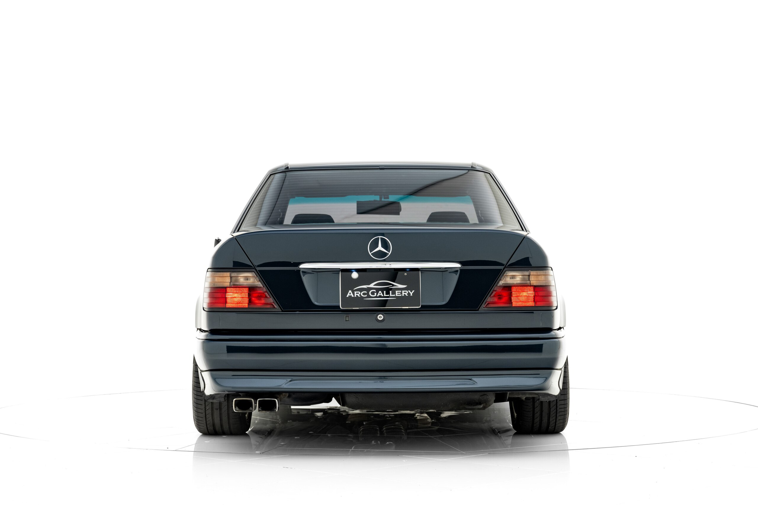Mercedes Benz 500E (photo: 5)