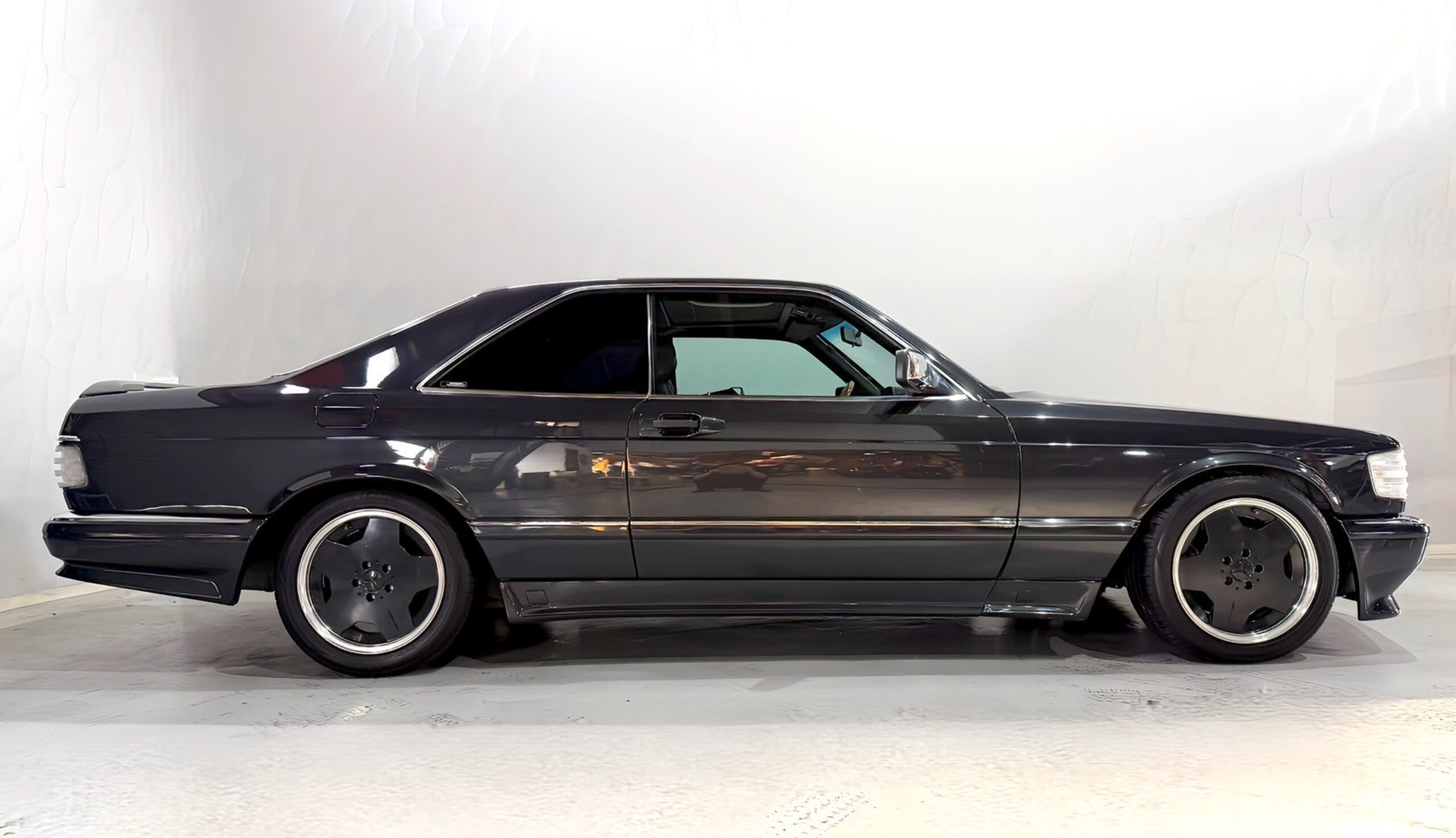 Mercedes Benz 560SEC (photo: 7)