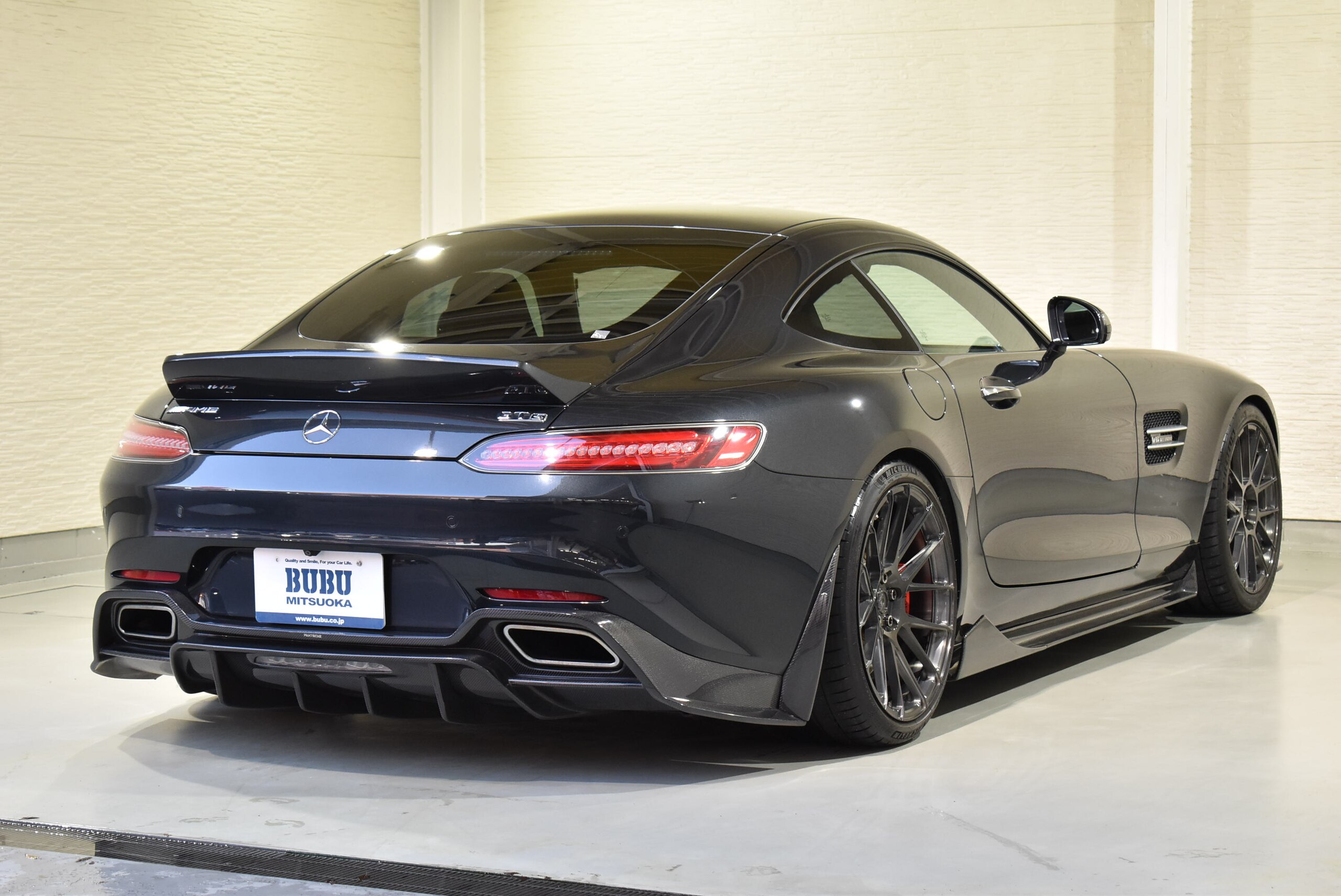 Mercedes Benz AMG GT S (photo: 4)