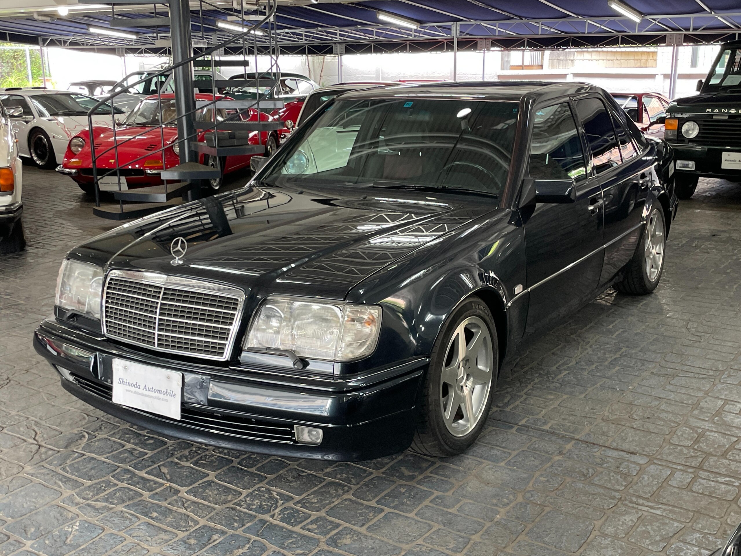 Mercedes Benz E500 Limited (photo: 2)