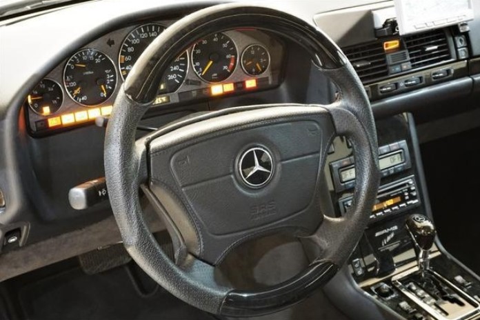 Mercedes Benz S600L (photo: 20)