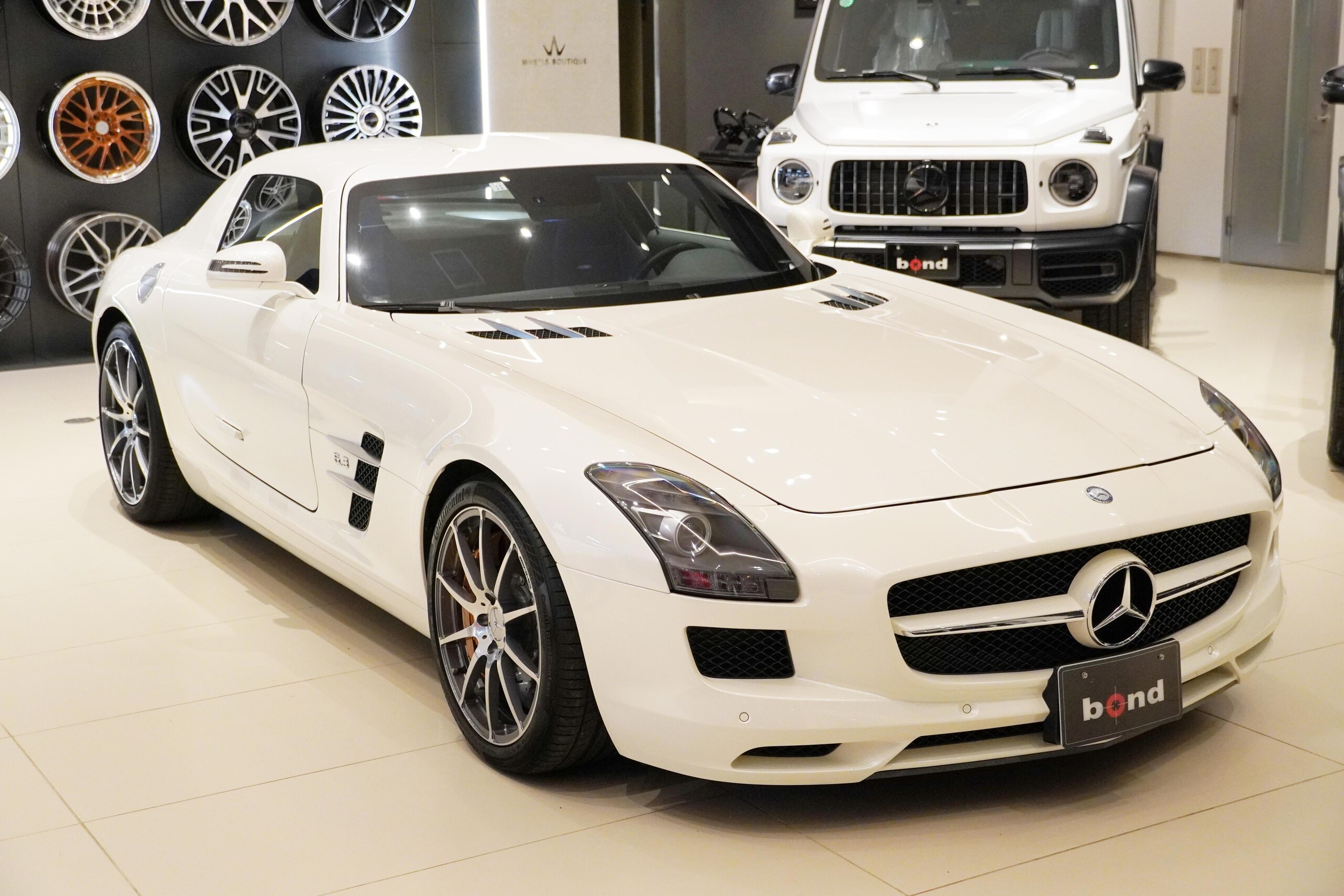 Mercedes Benz SLS AMG (photo: 2)