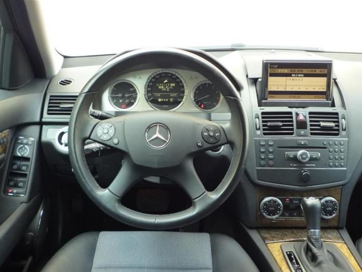 Mercedes Benz C250 (photo: 4)