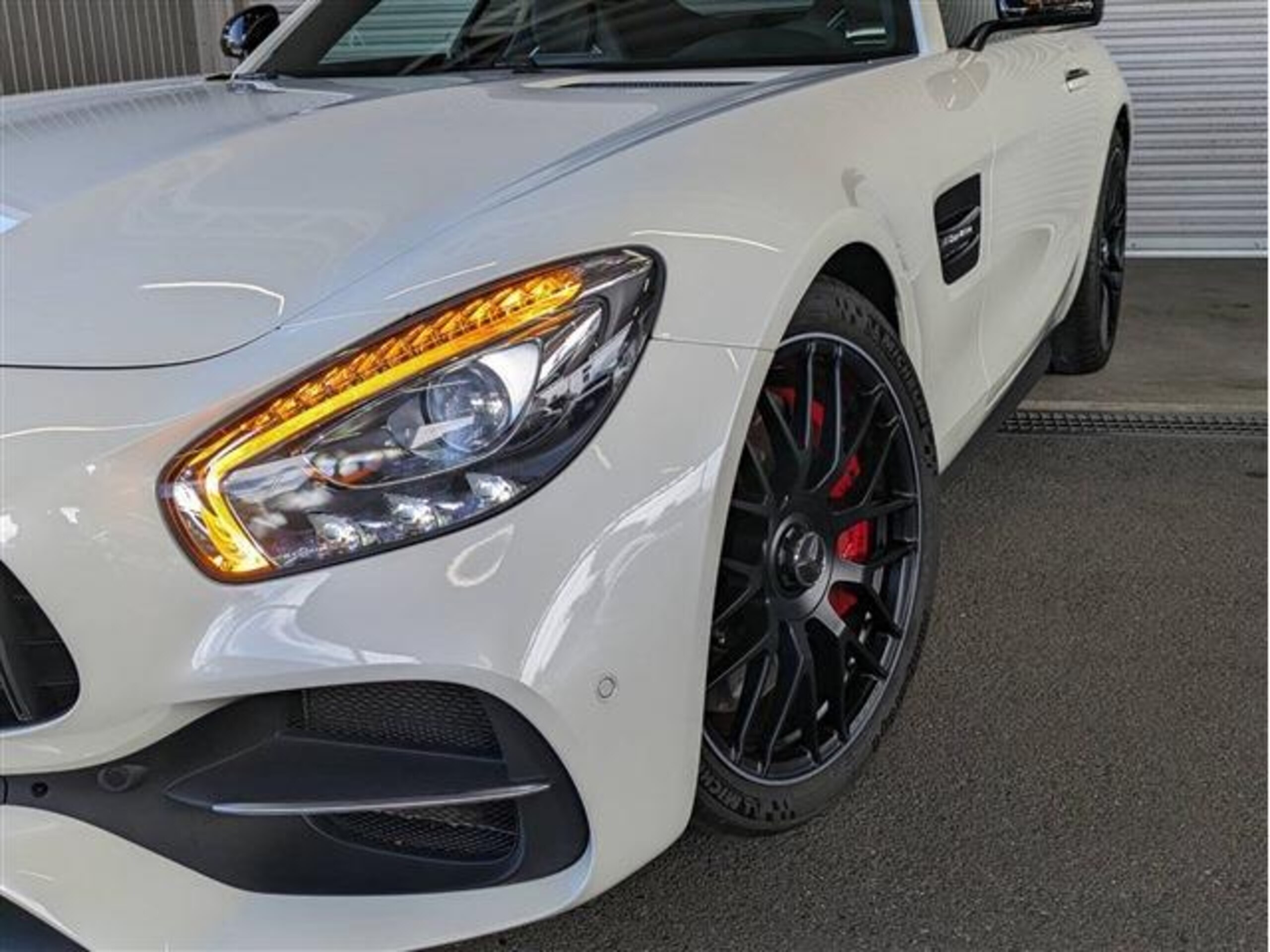 Mercedes Benz AMG GT S (photo: 4)