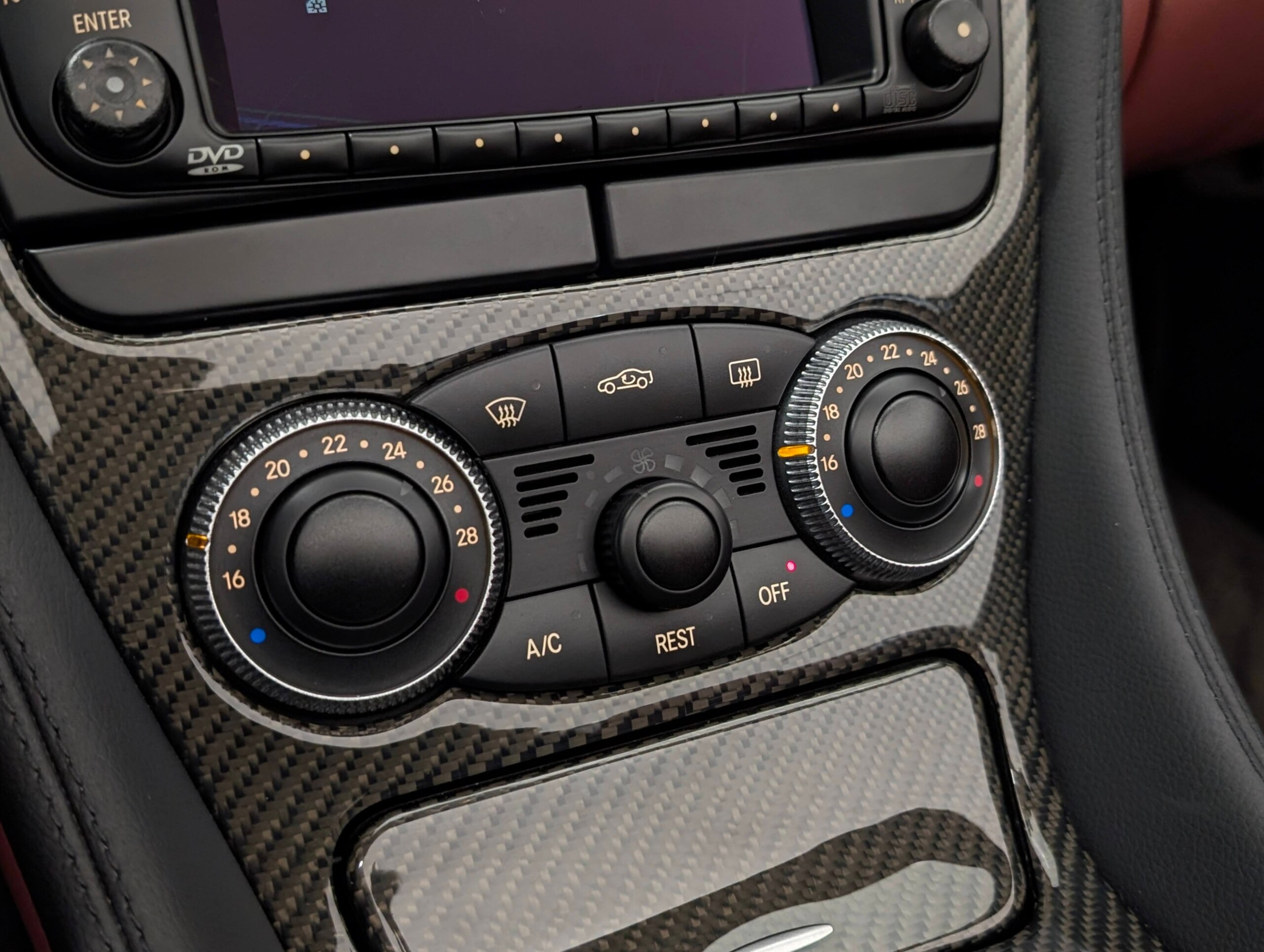 Mercedes Benz SL55 AMG (photo: 17)