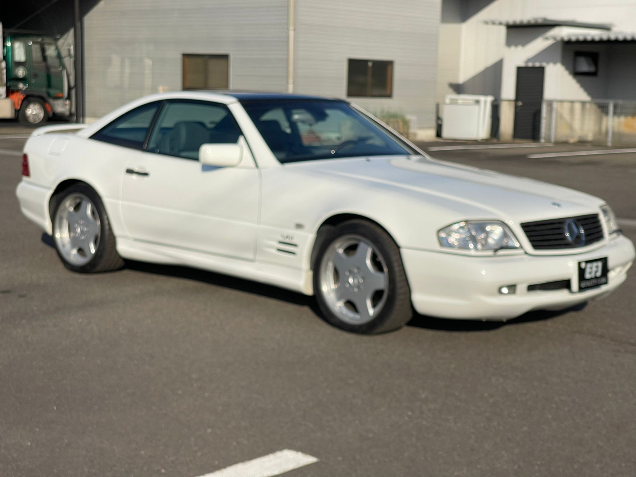 Mercedes SL60 AMG V12