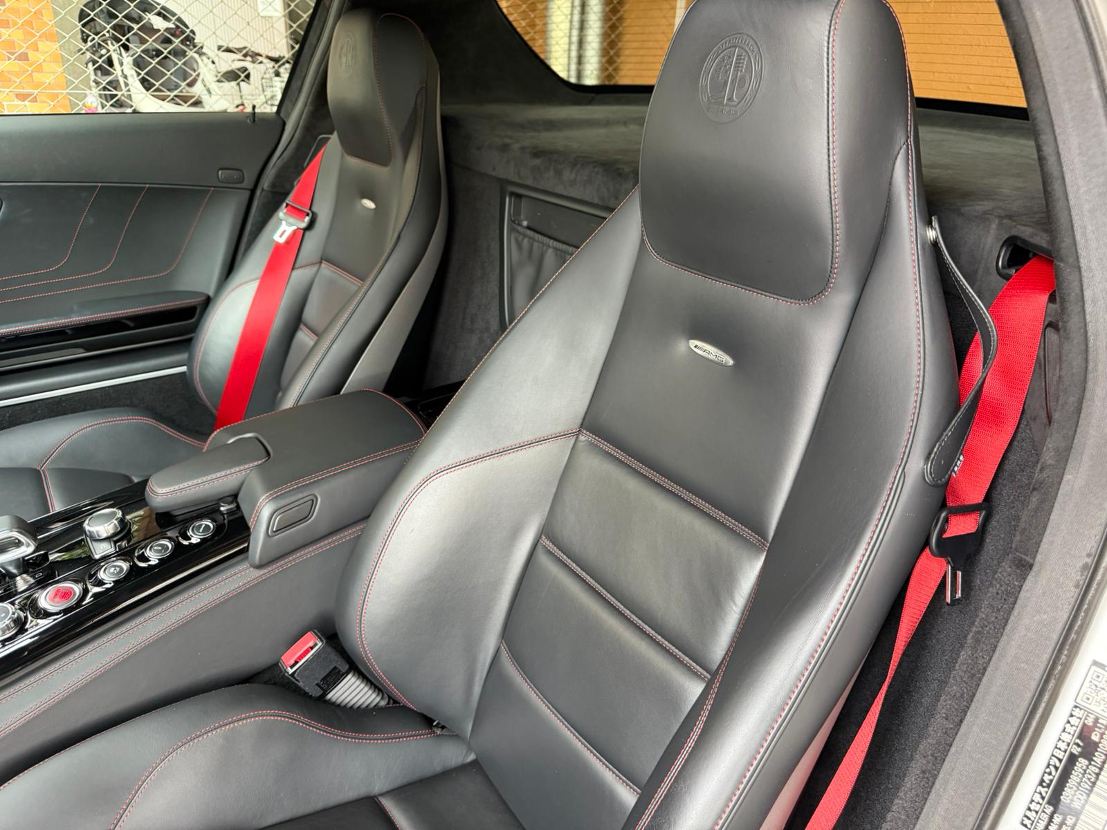 Mercedes Benz SLS AMG GT (photo: 8)