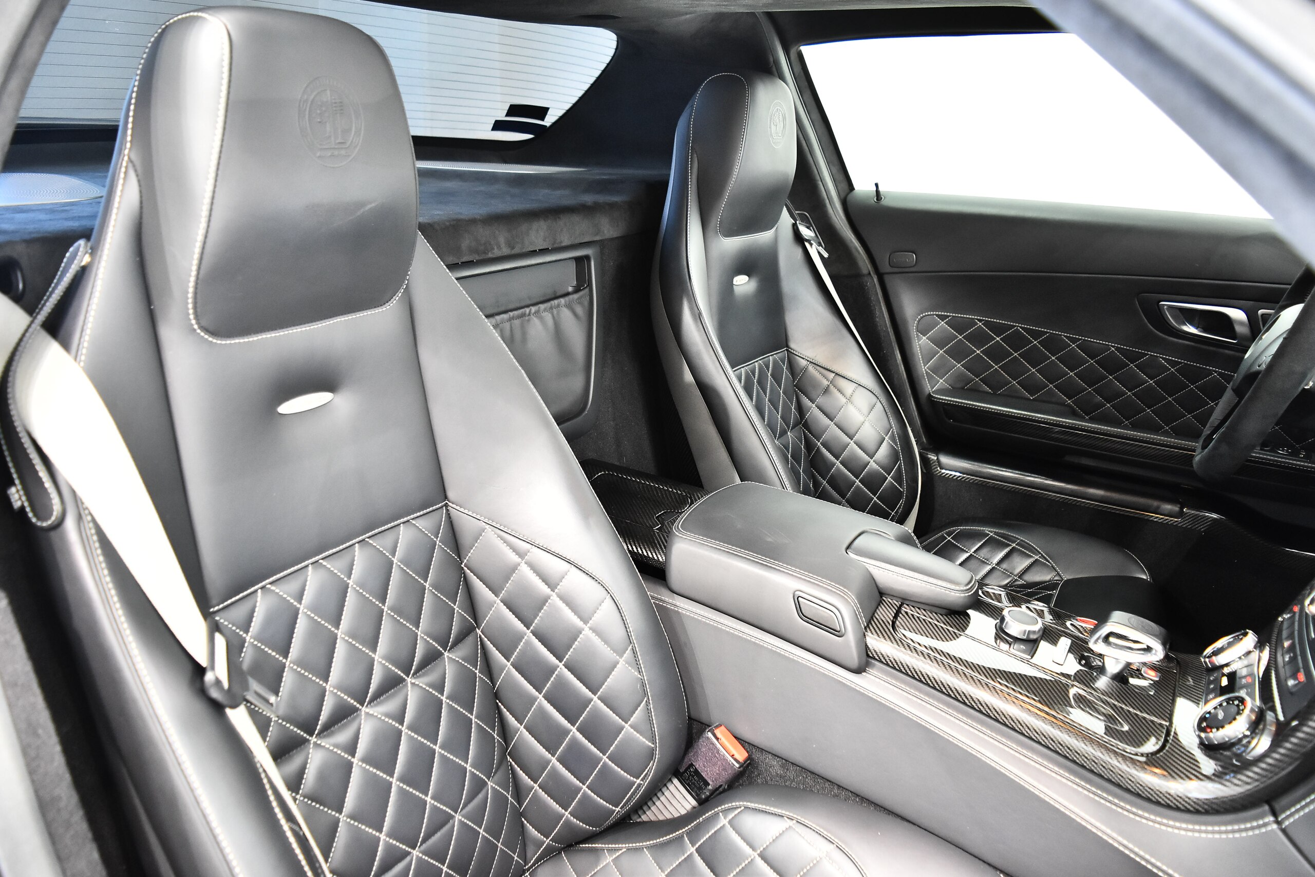 Mercedes Benz SLS AMG GT FINAL EDITION (photo: 12)