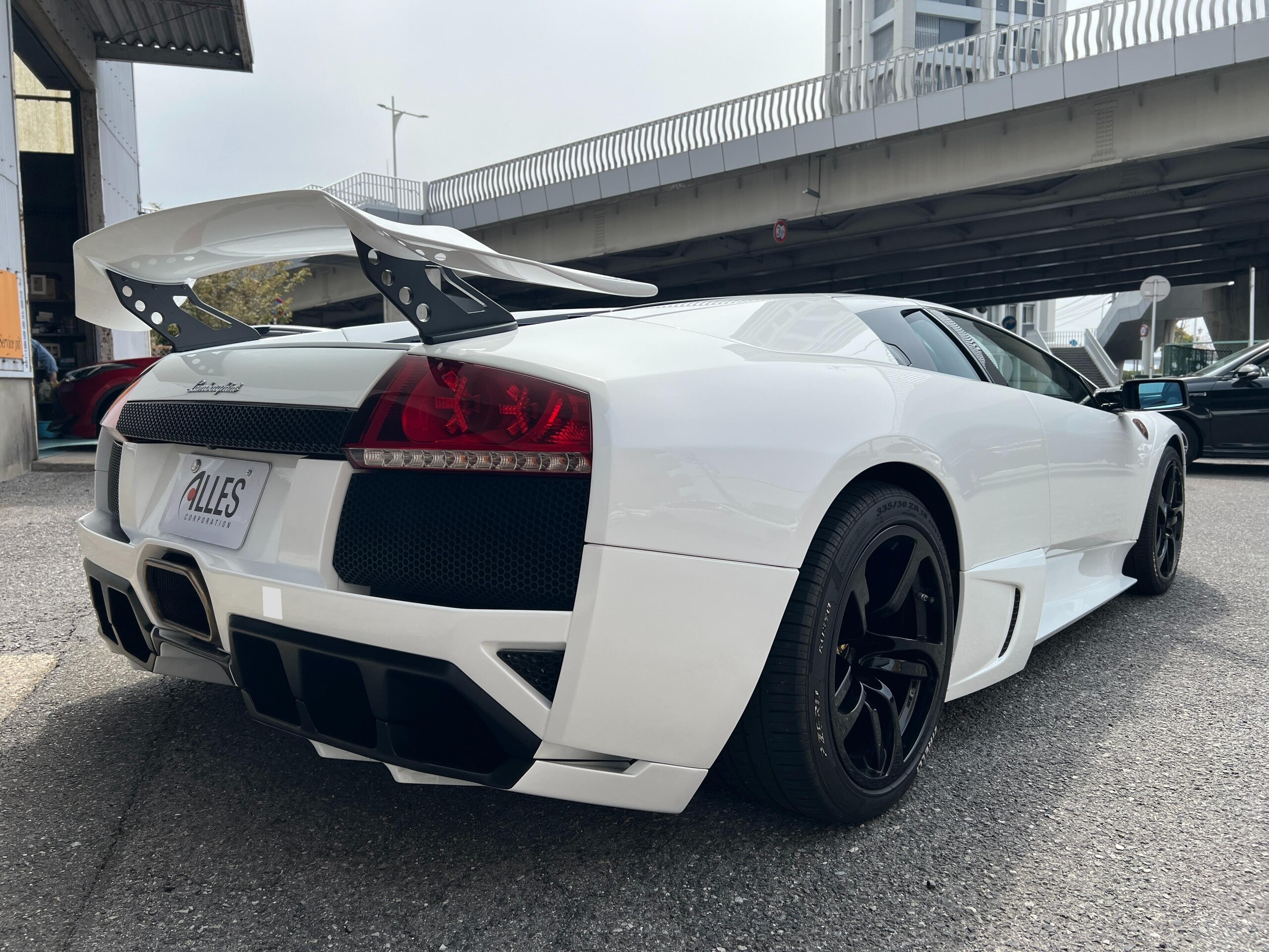 Lamborghini Murcielago LP640 (photo: 5)