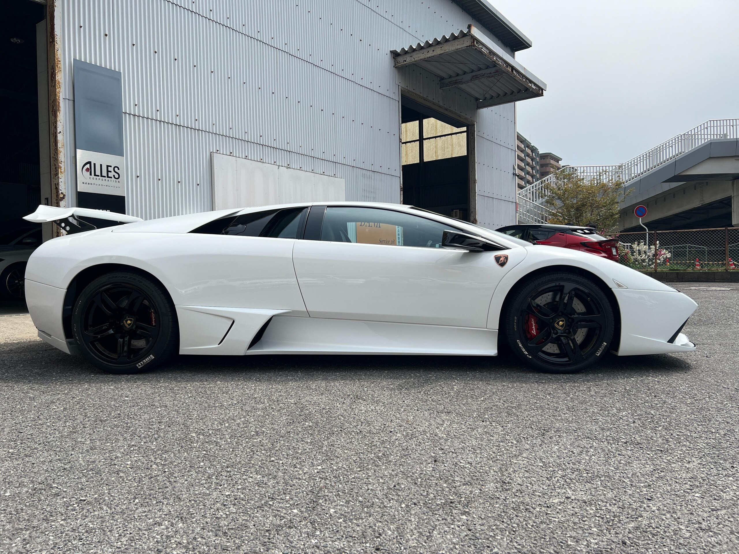 Lamborghini Murcielago LP640 (photo: 6)