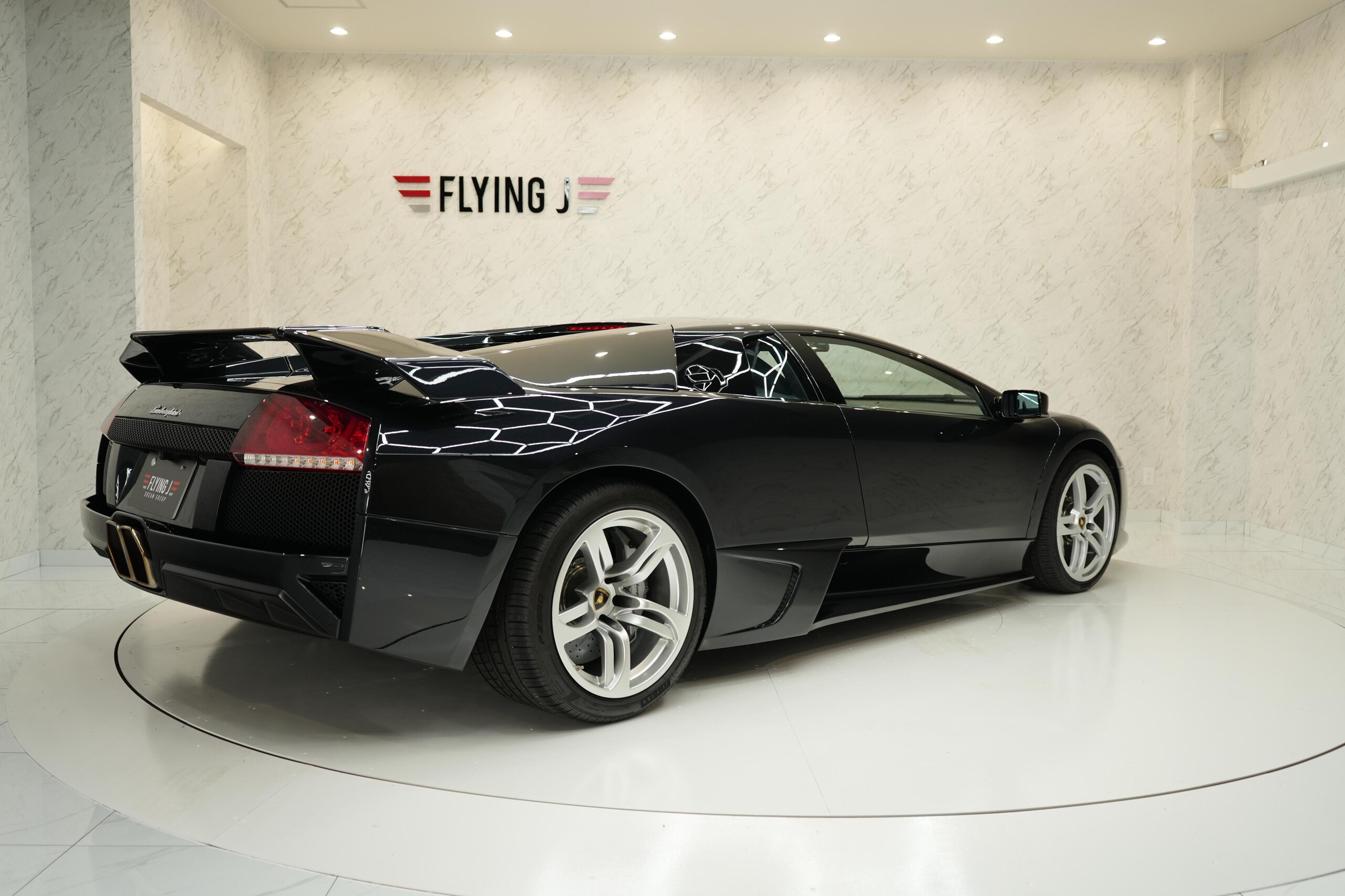 Lamborghini Murcielago LP640 (photo: 4)