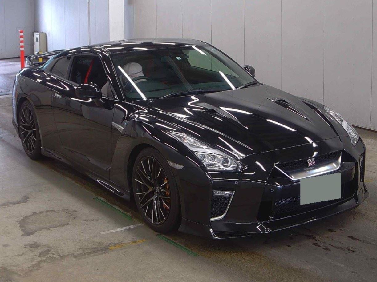 Nissan GT-R