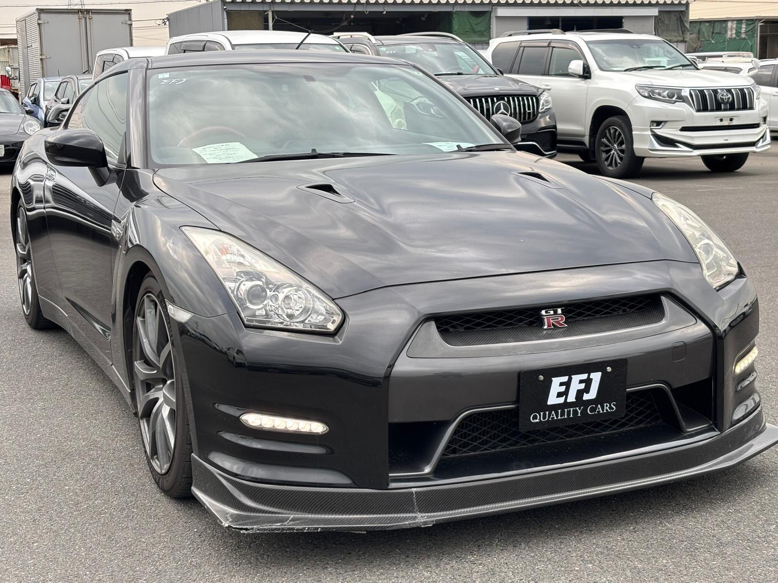 Nissan GT-R Black Edition