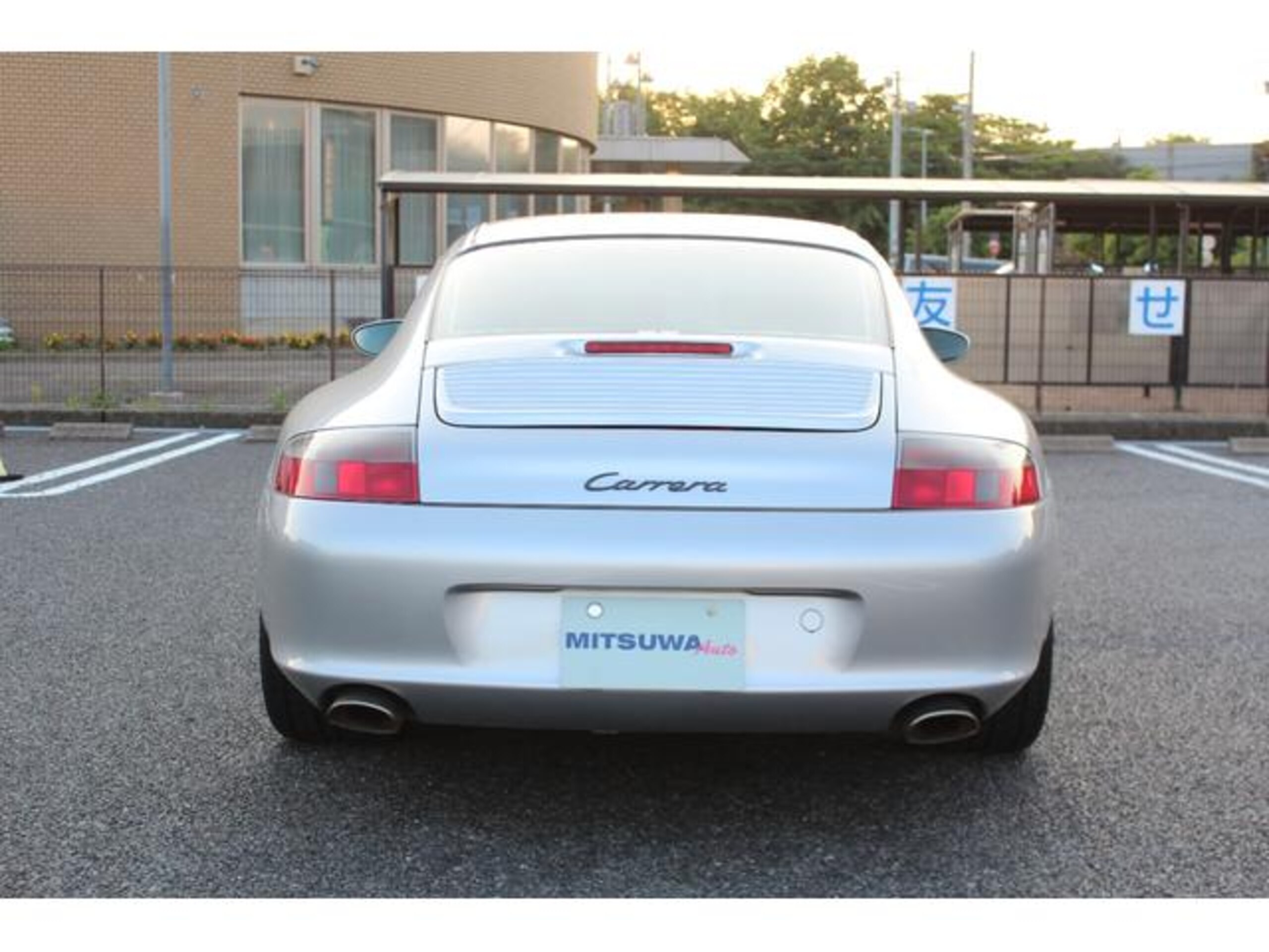 Porsche 911 Carrera (photo: 2)