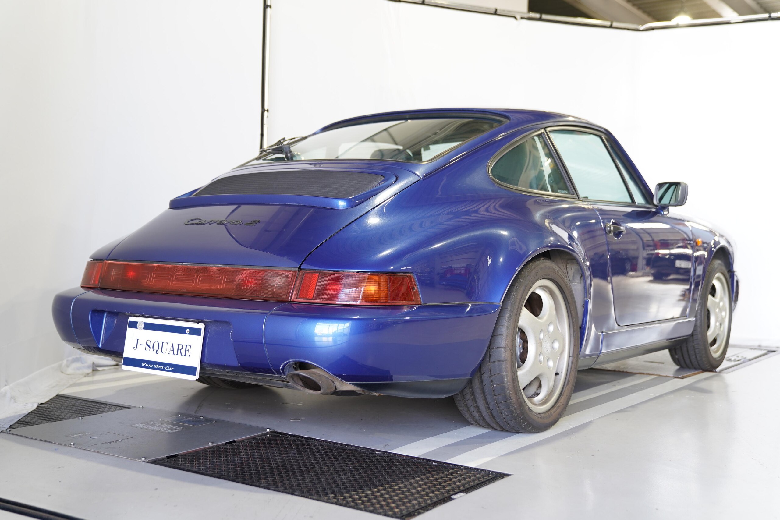 Porsche 911 Carrera 2 (photo: 3)