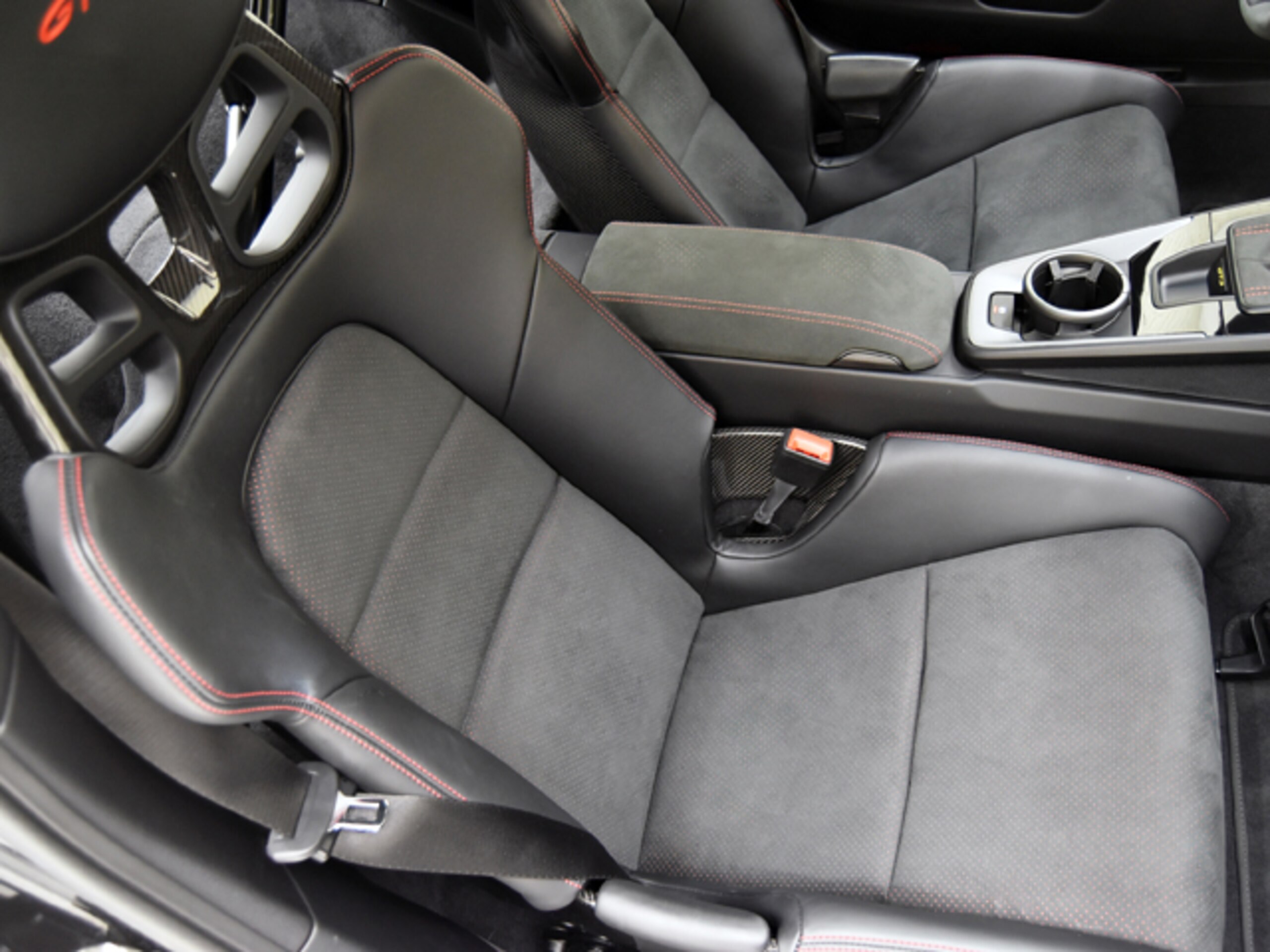 Porsche 911 GT3 (photo: 14)