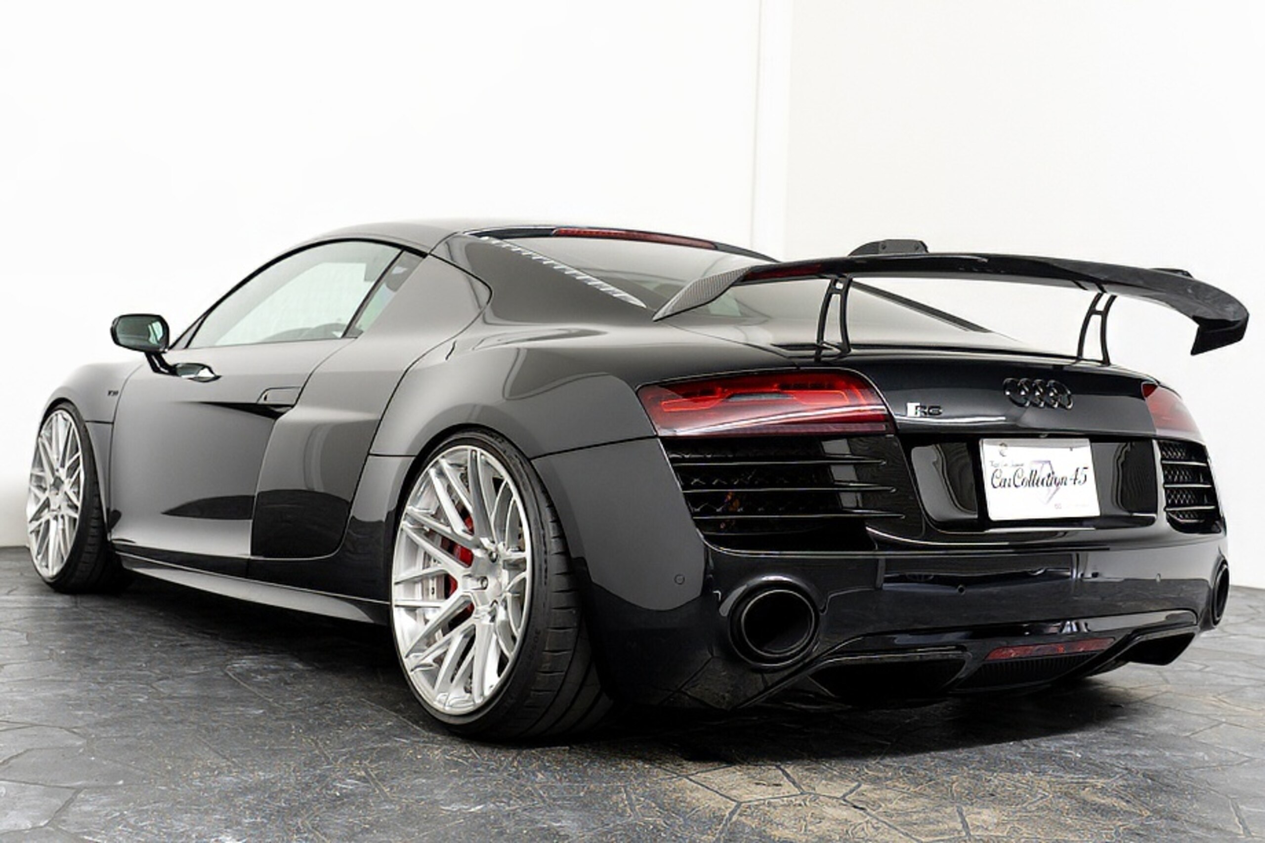 Audi R8 5.2 FSI Quattro (photo: 5)