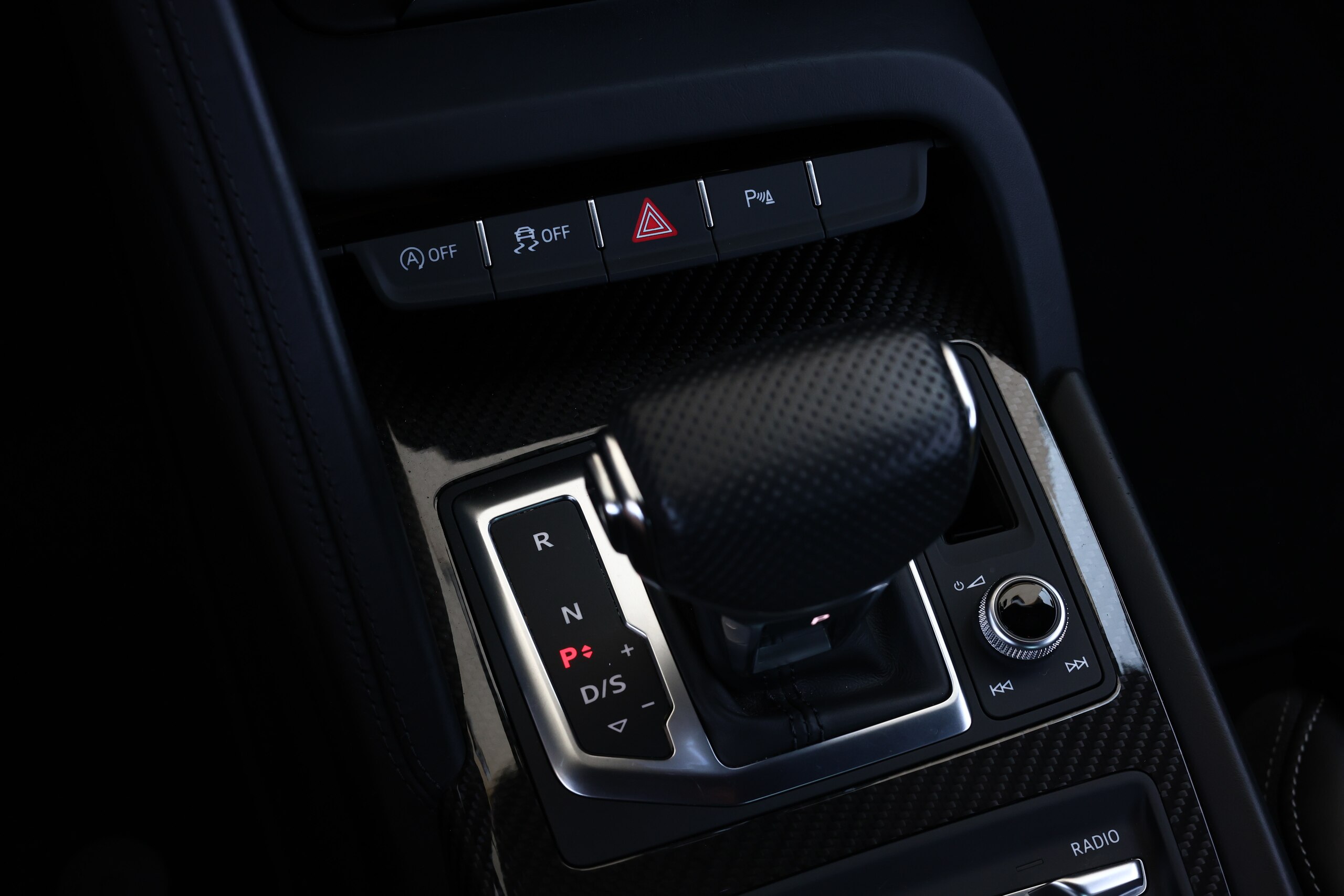 Audi R8 5.2 FSI Quattro (photo: 15)