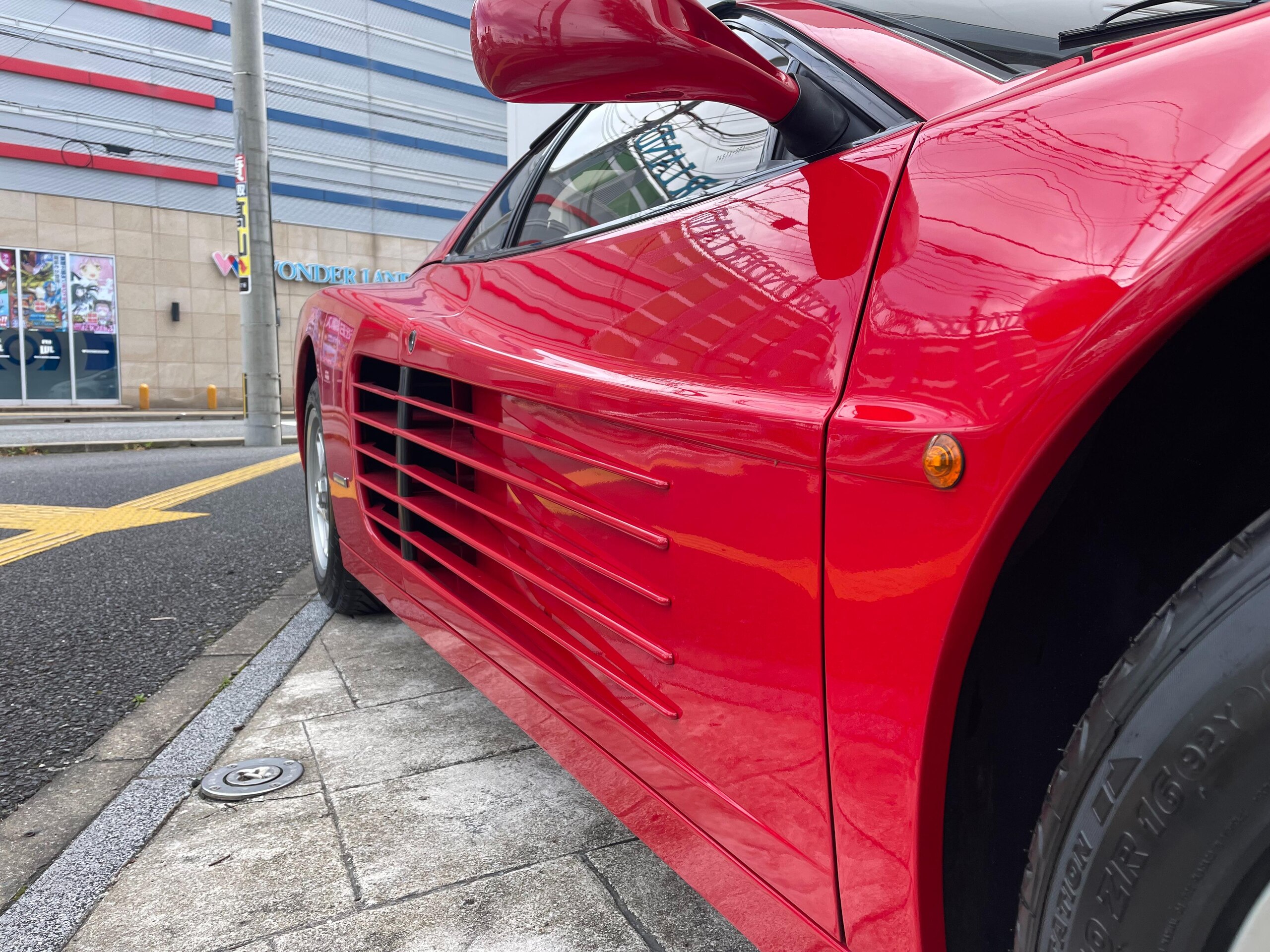 Ferrari Testarossa (photo: 12)