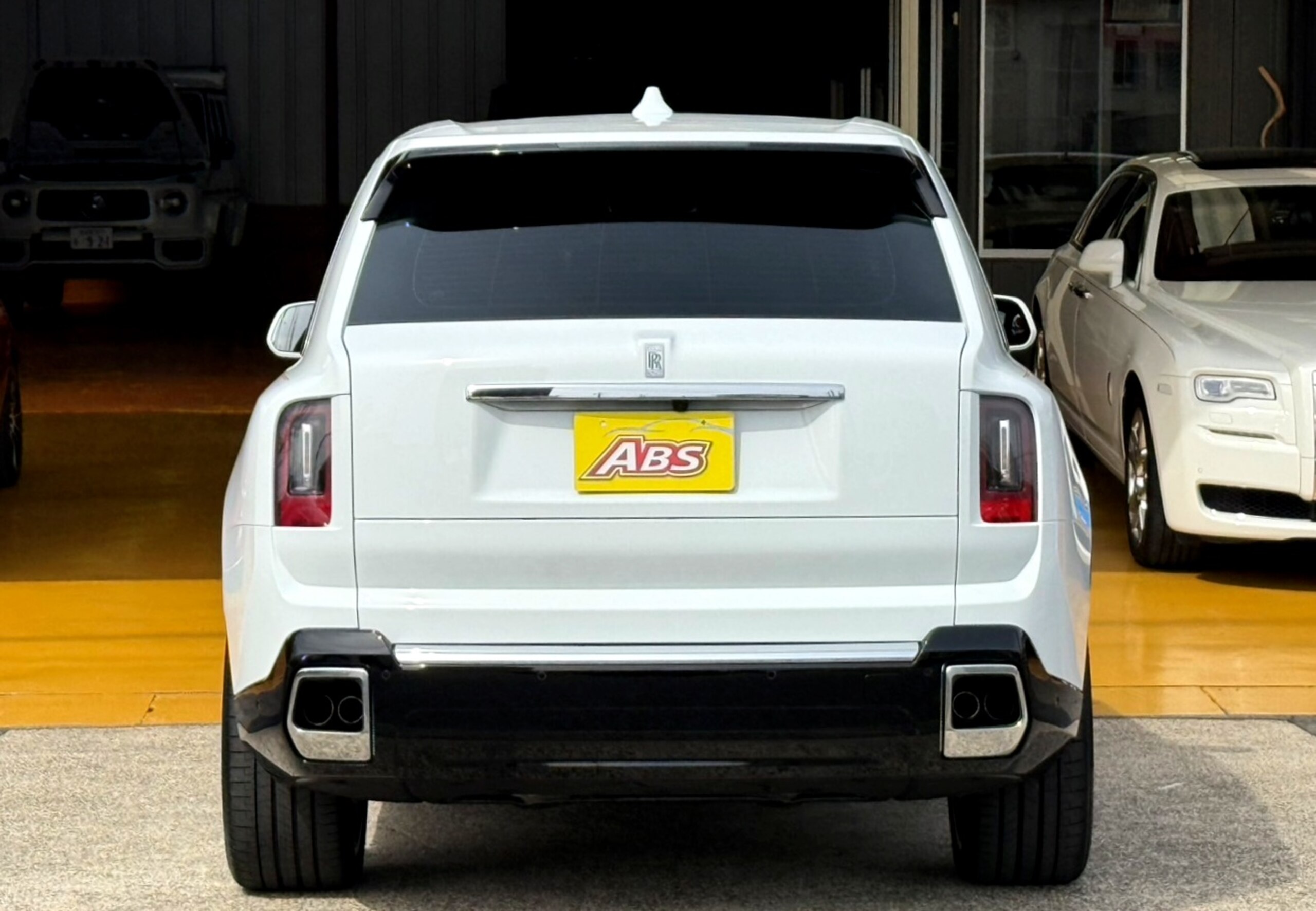 Rolls-Royce Cullinan (photo: 2)