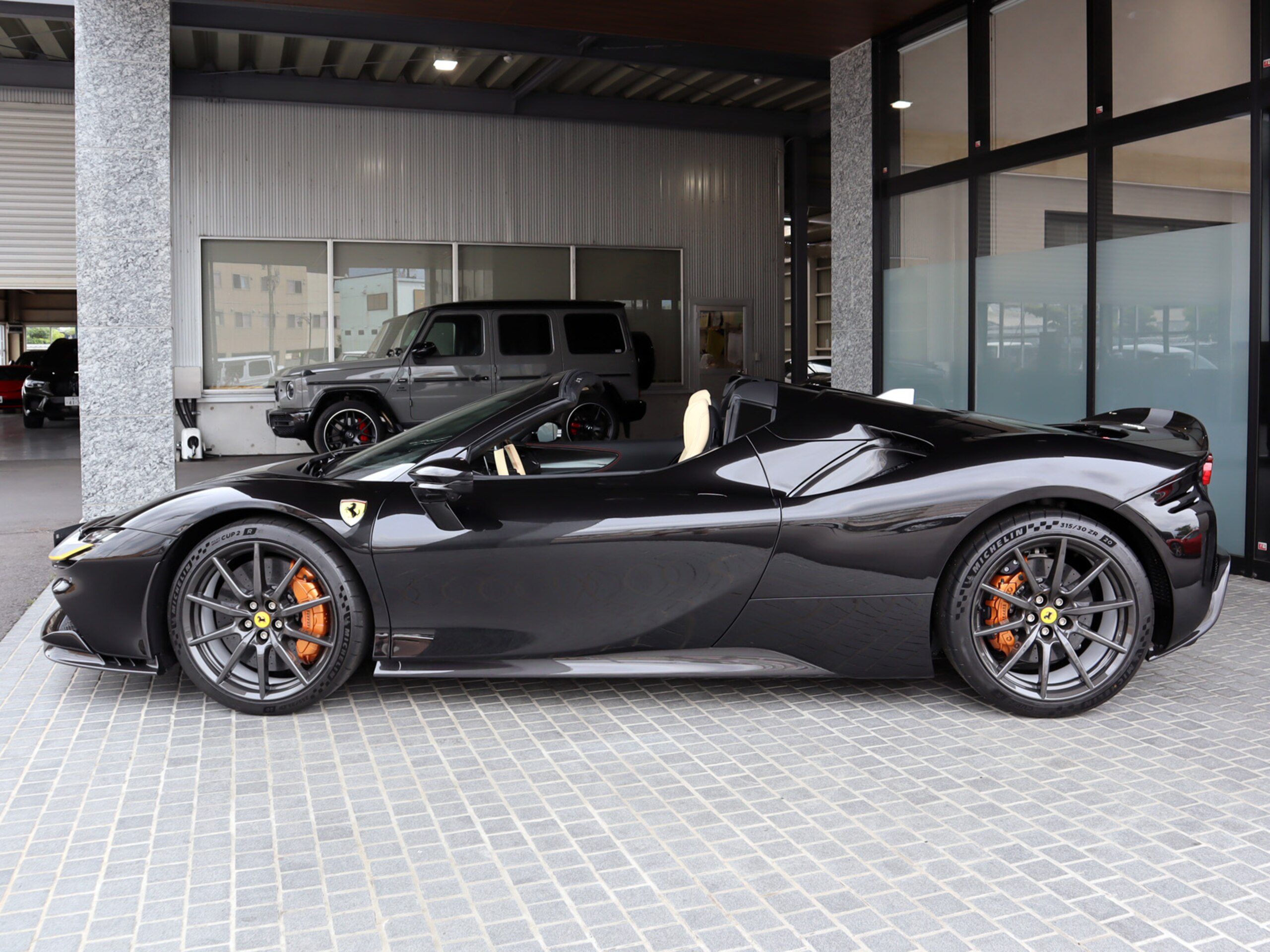 Ferrari SF90 Spider (photo: 3)