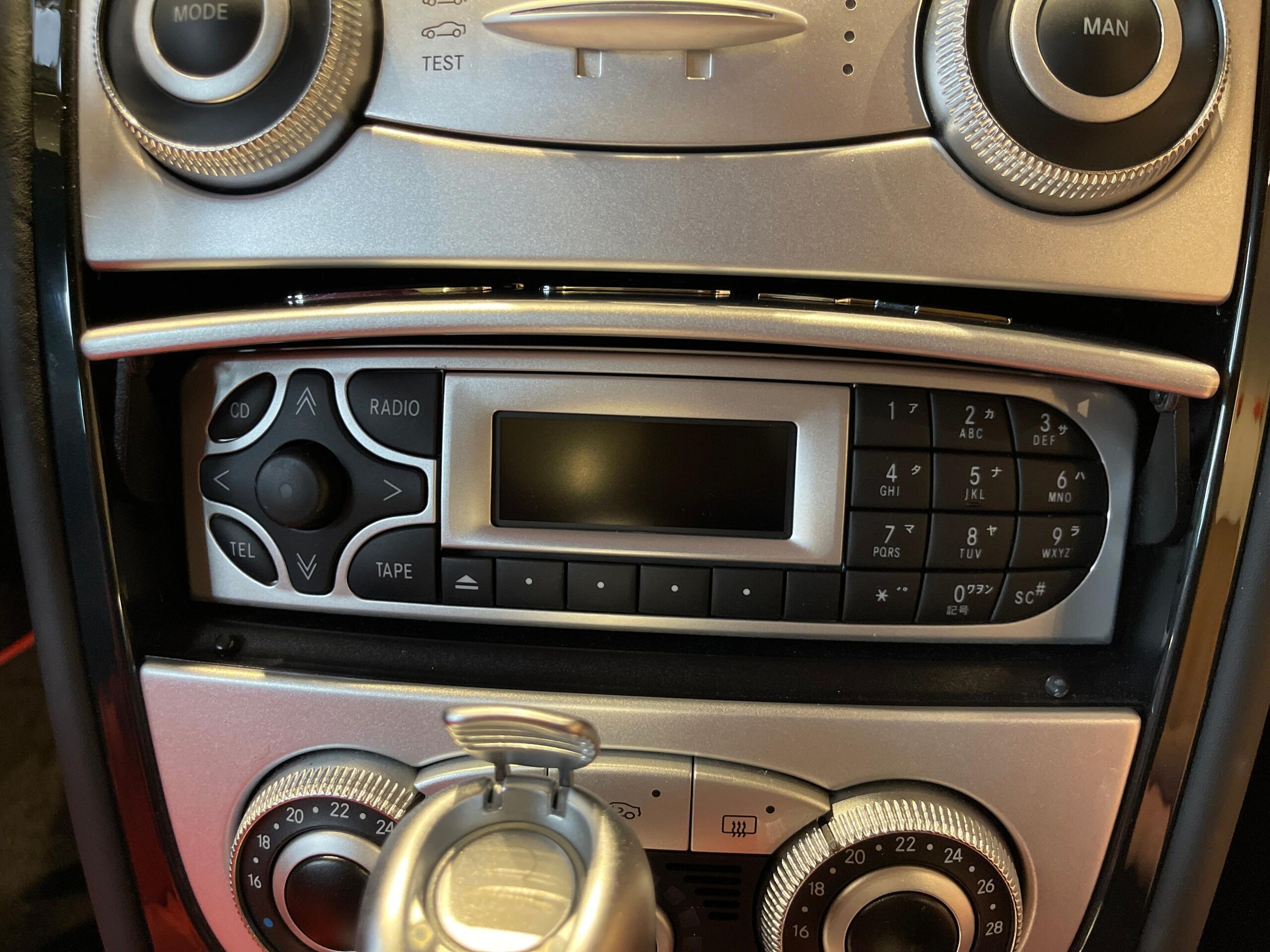 Mercedes Benz SLR McLaren (photo: 10)