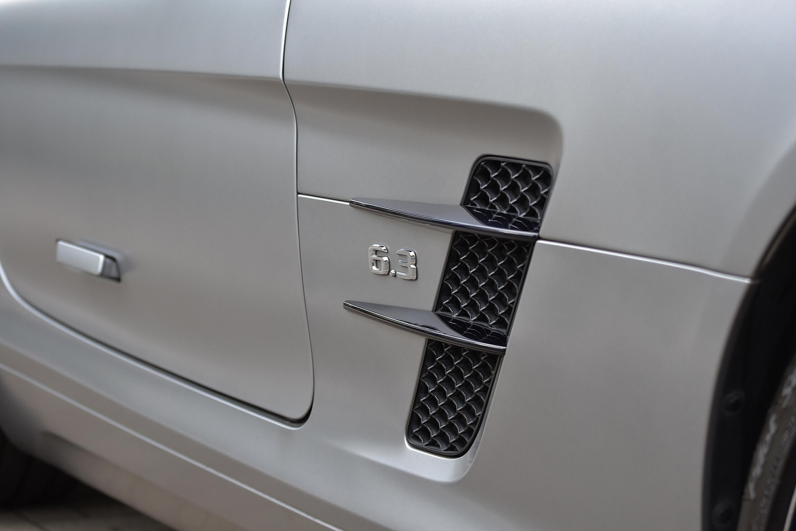 Mercedes Benz SLS AMG GT (photo: 15)