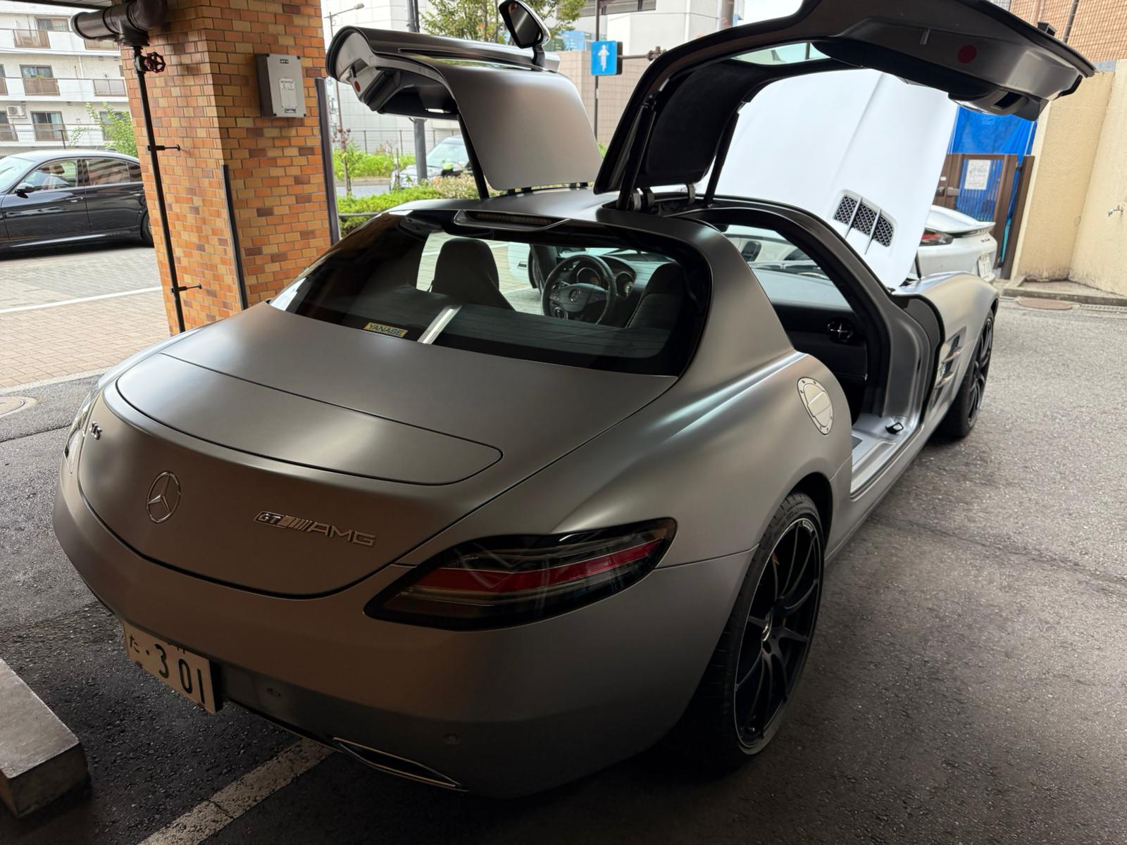 Mercedes Benz SLS AMG GT (photo: 5)