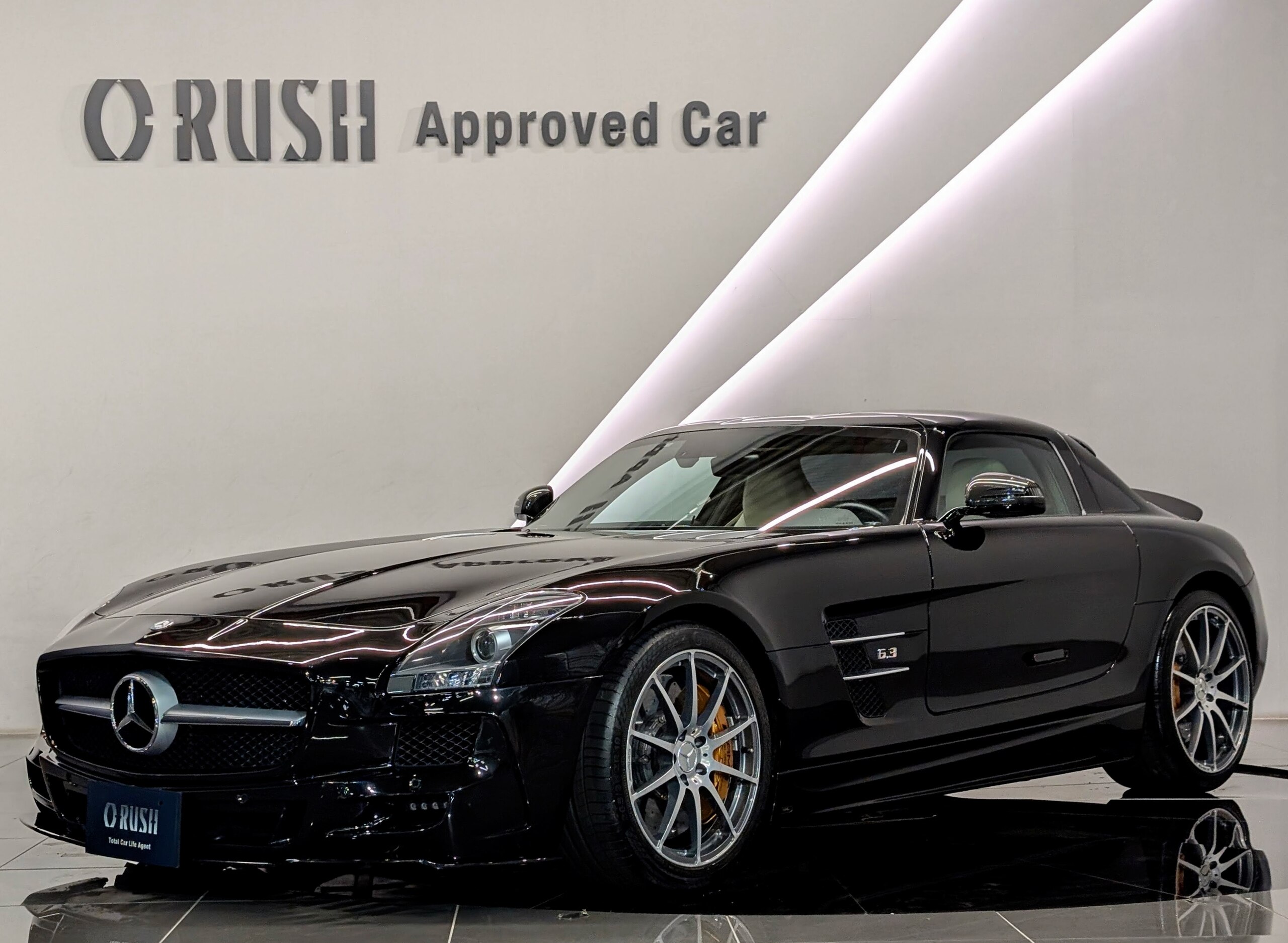 Mercedes Benz SLS AMG (photo: 2)