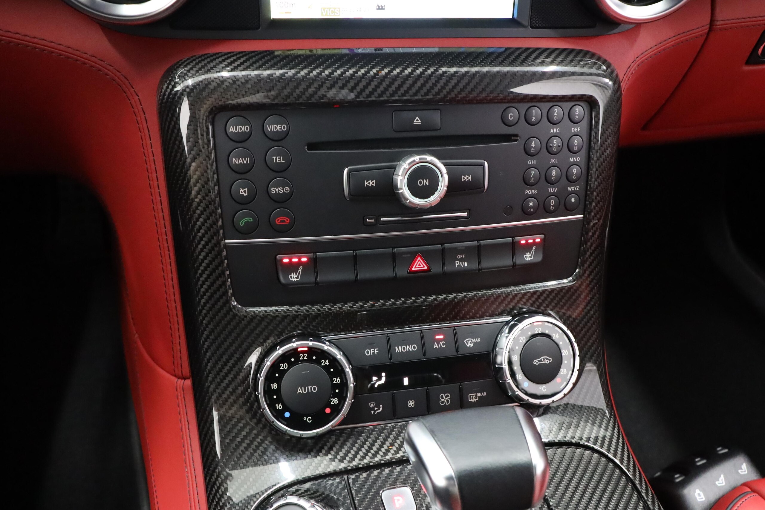 Mercedes Benz SLS AMG (photo: 15)