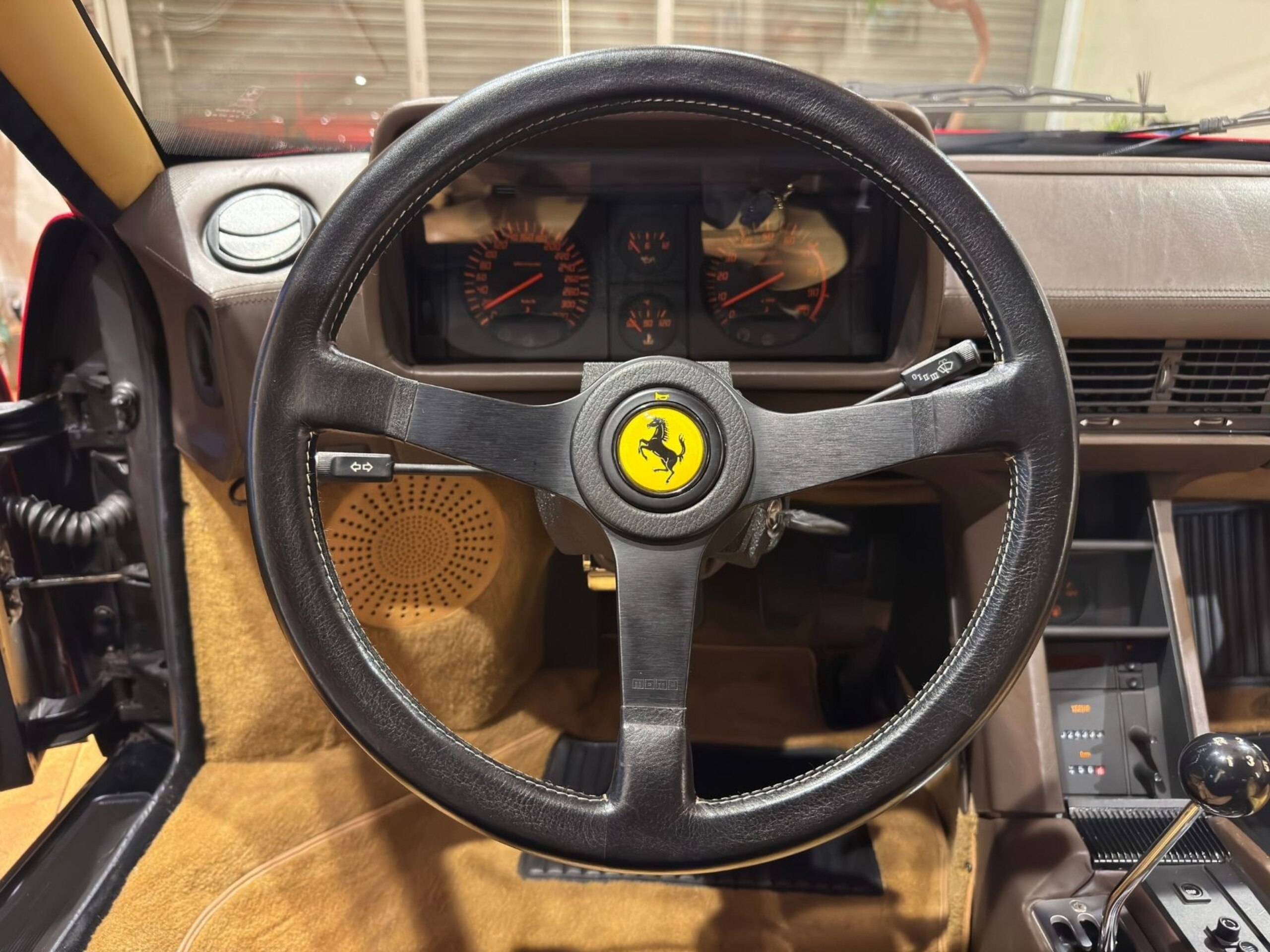 Ferrari Testarossa (photo: 11)