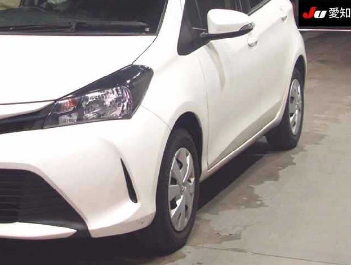 Toyota Vitz (photo: 3)