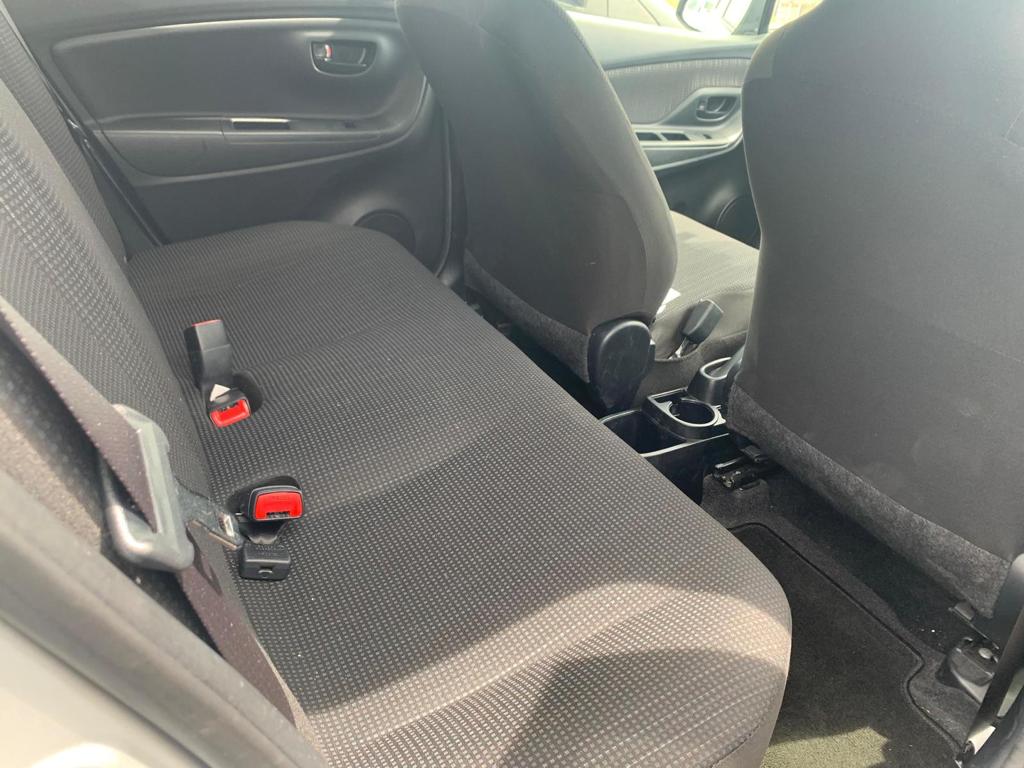 Toyota Vitz (photo: 10)
