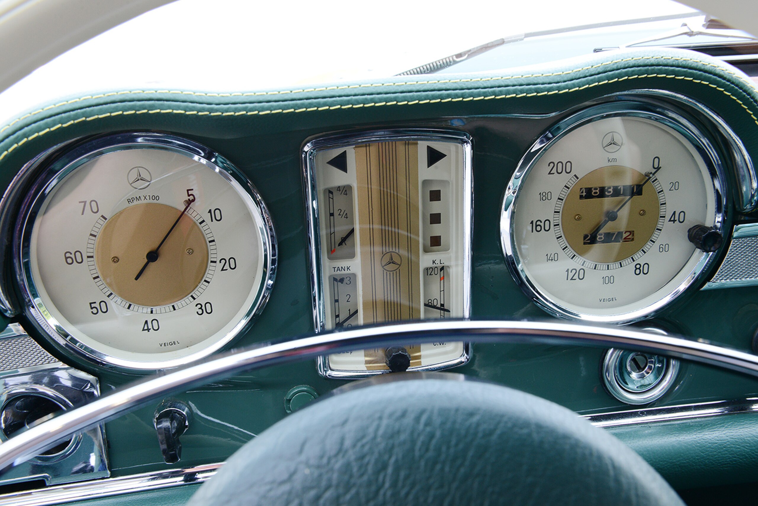 Mercedes Benz 280SL (photo: 10)