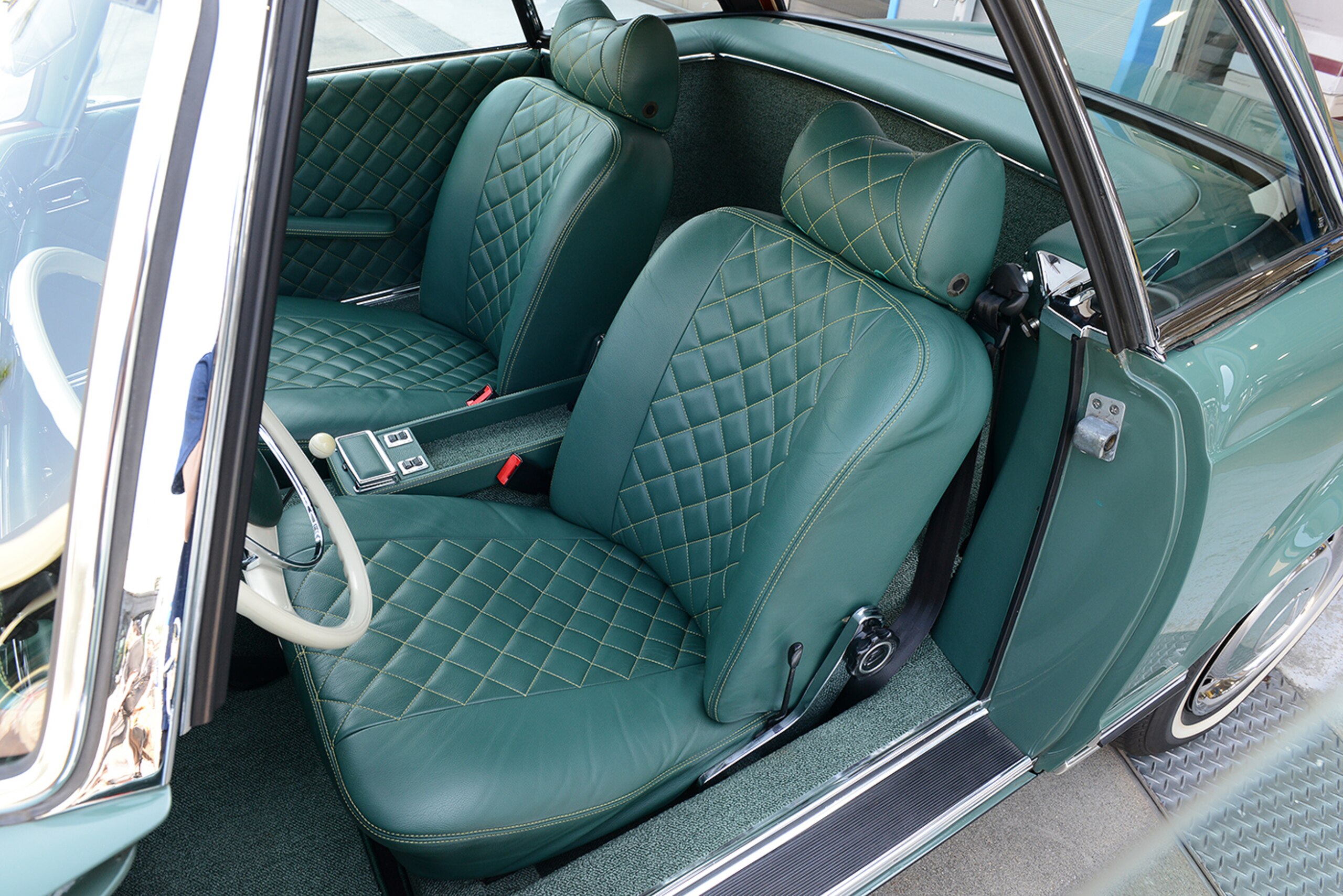 Mercedes Benz 280SL (photo: 8)