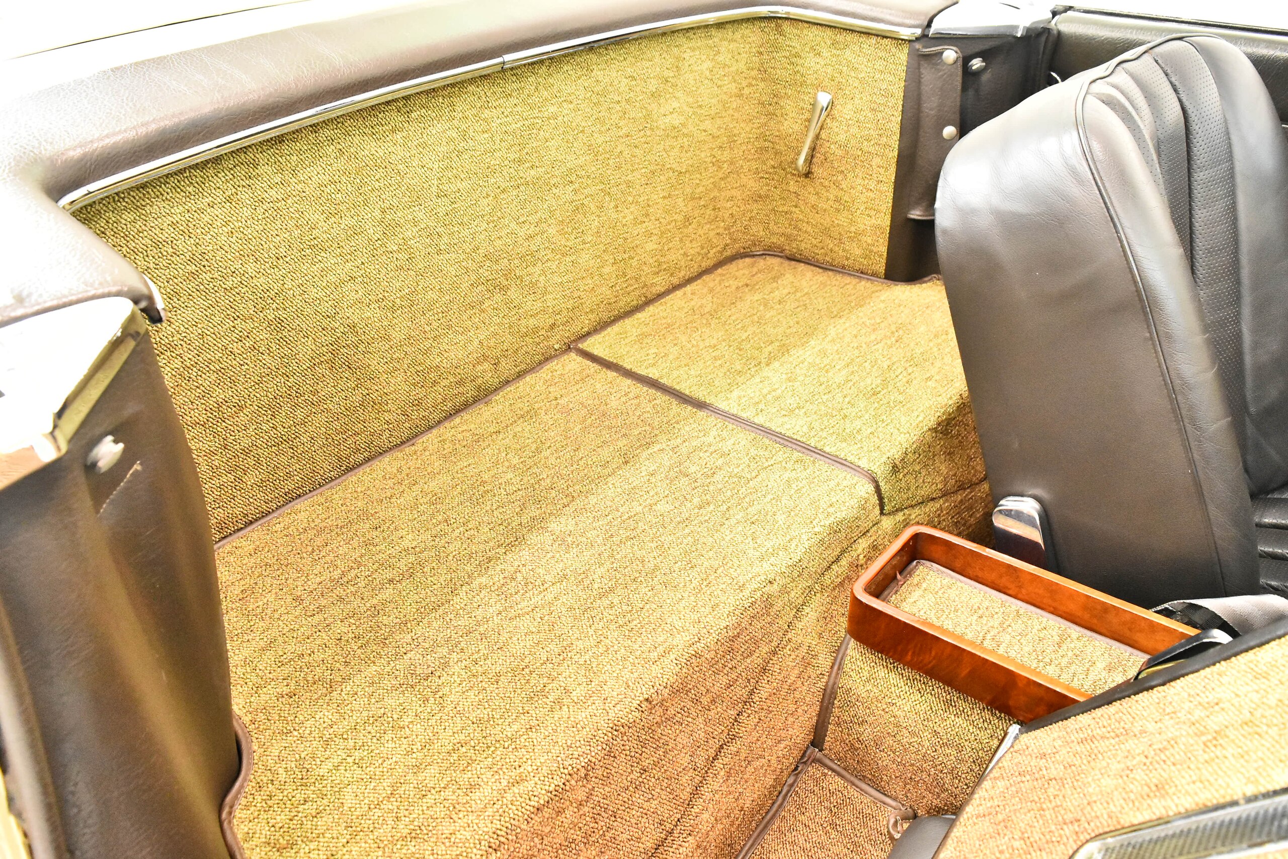 Mercedes Benz 280SL (photo: 13)