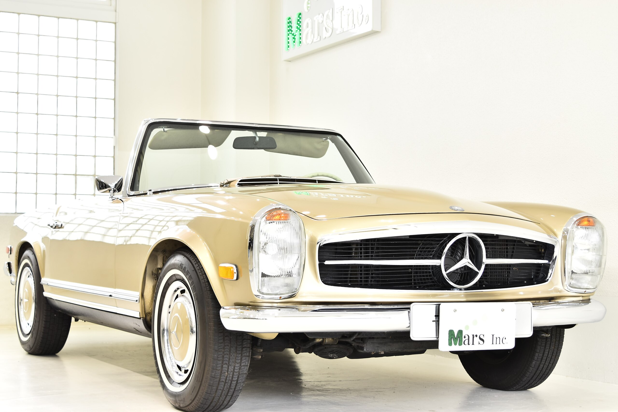 Mercedes Benz 280SL