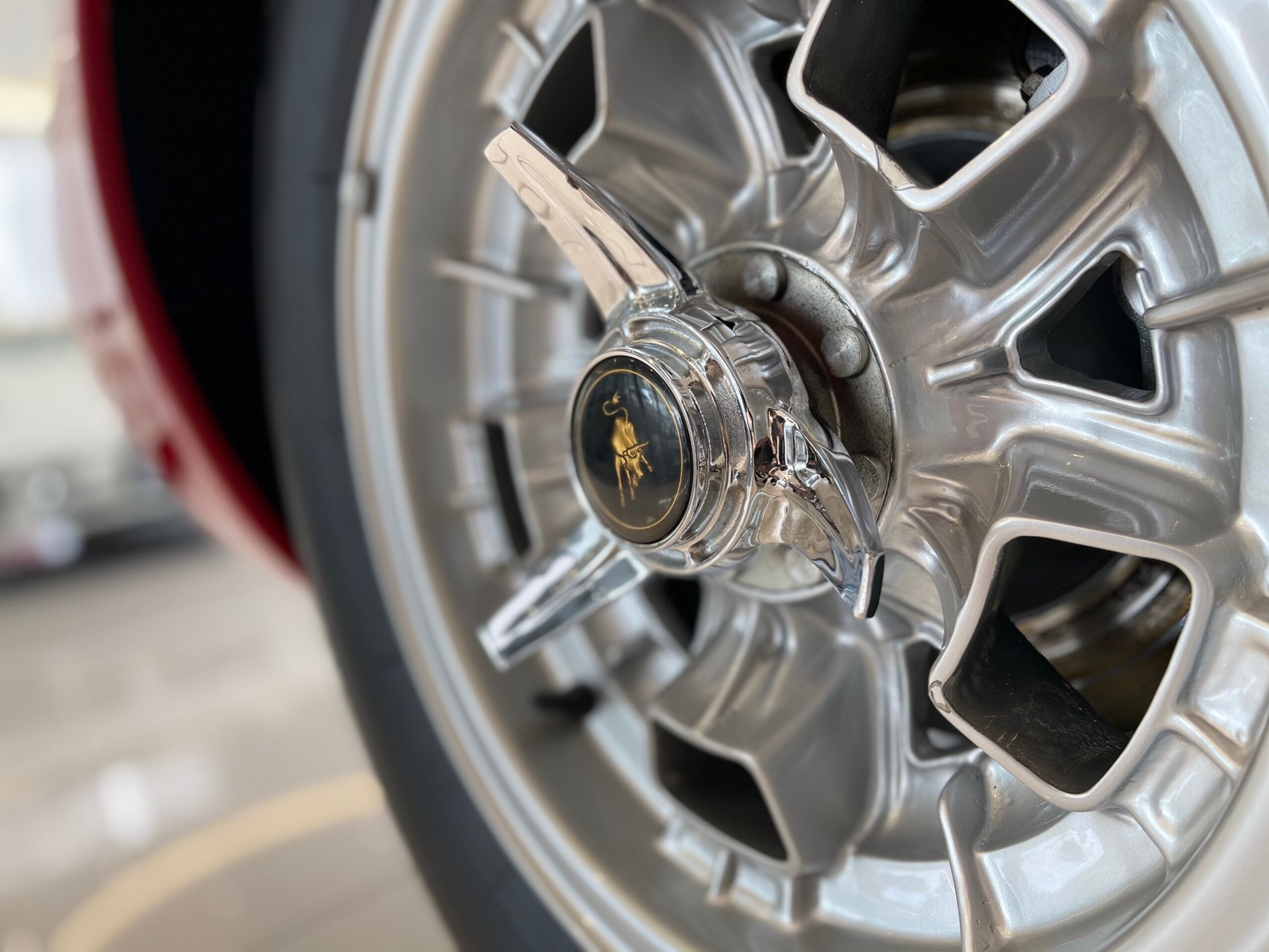 Lamborghini Miura P400S (photo: 7)