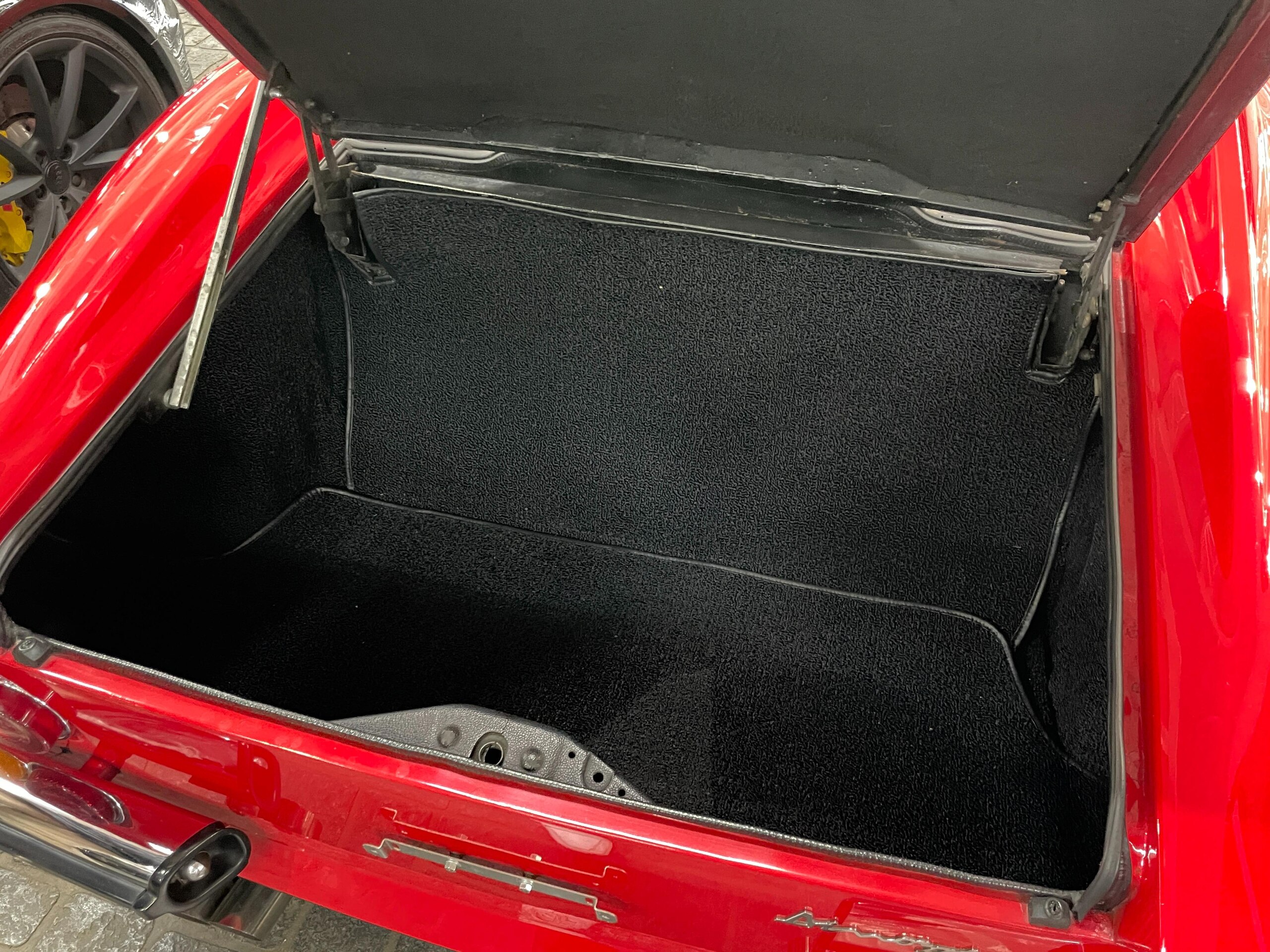 Ferrari DINO 246GT (photo: 12)