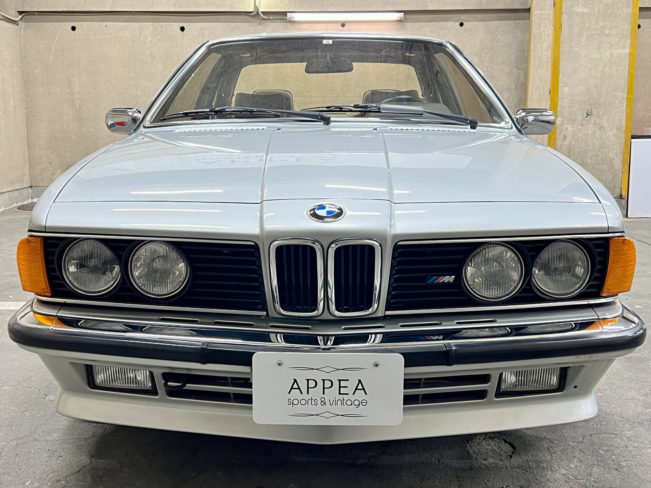 BMW 635CSi (photo: 1)