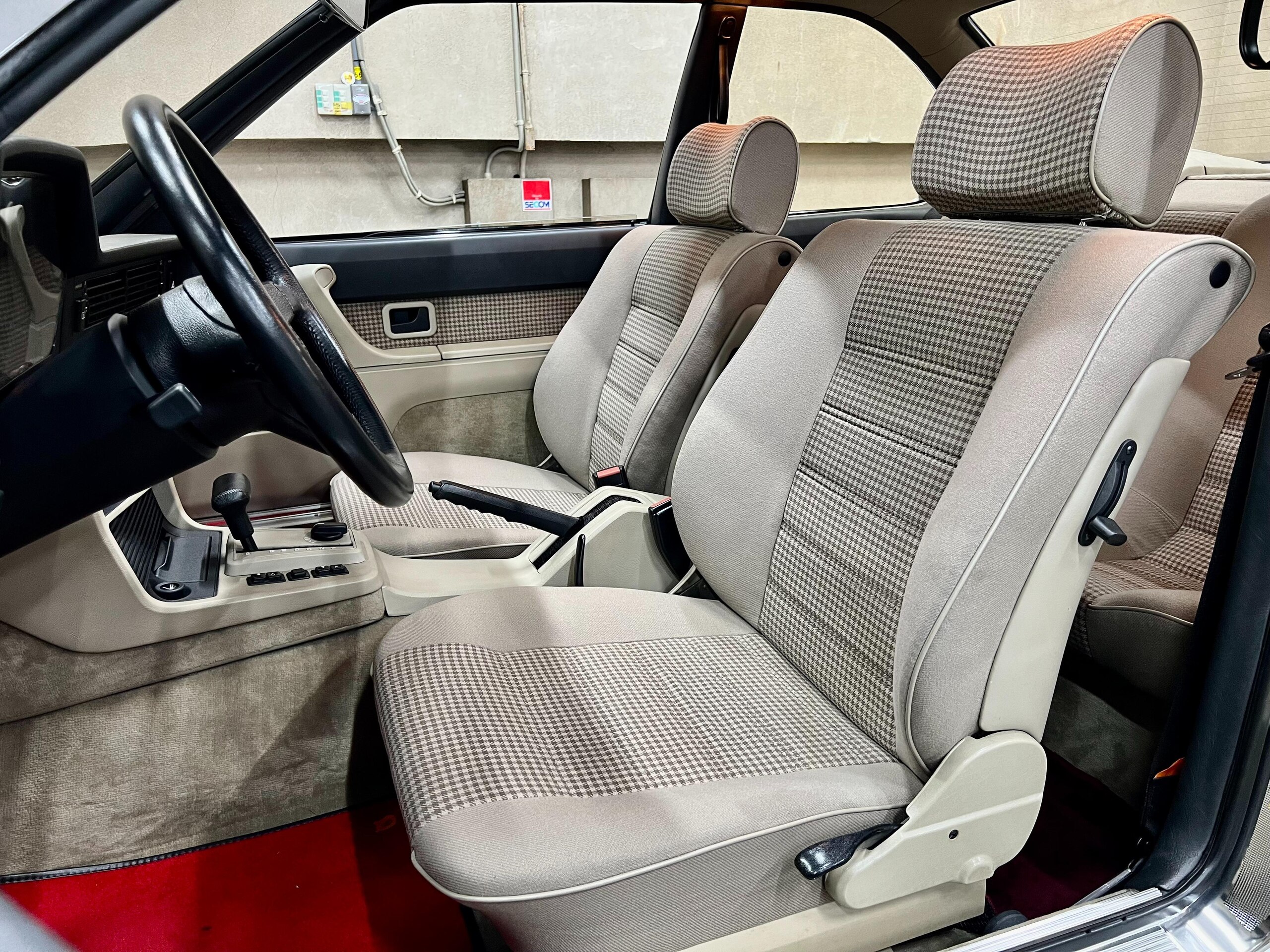 BMW 635CSi (photo: 7)