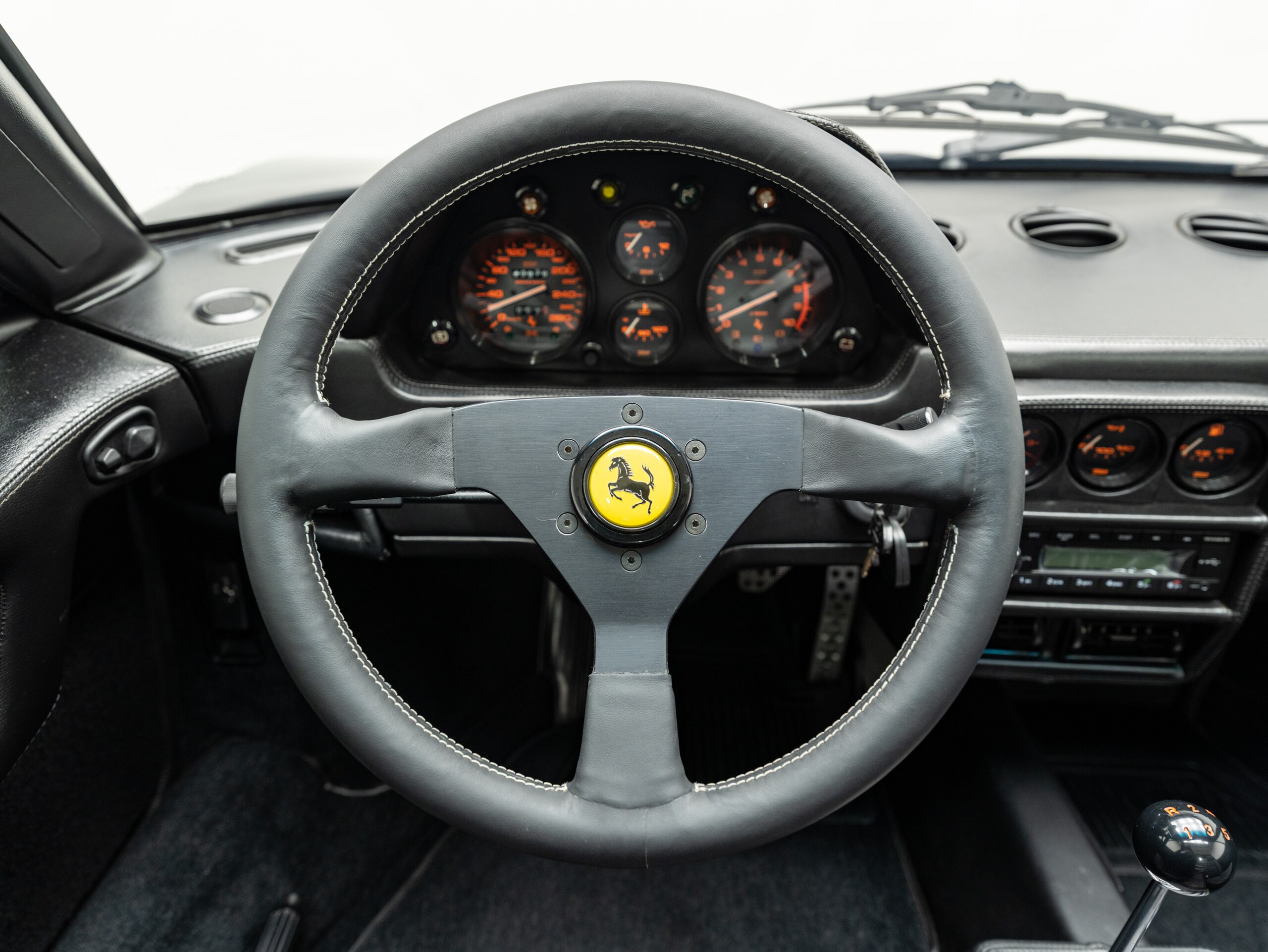 Ferrari 328GTS (photo: 11)