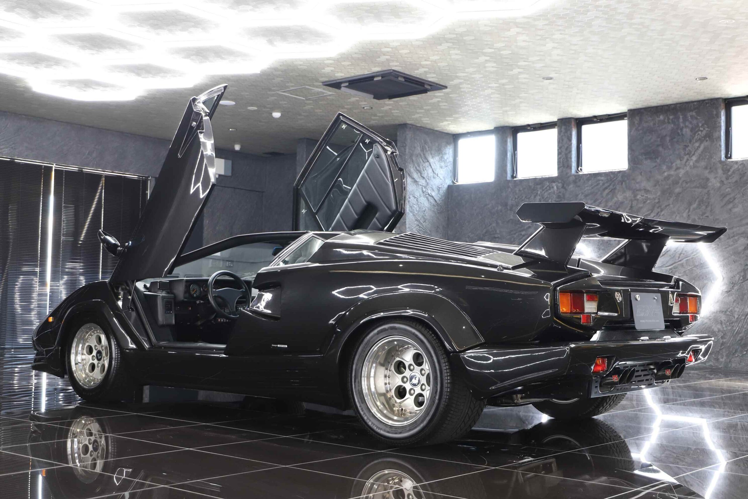 Lamborghini Countach Anniversary Edition (photo: 5)