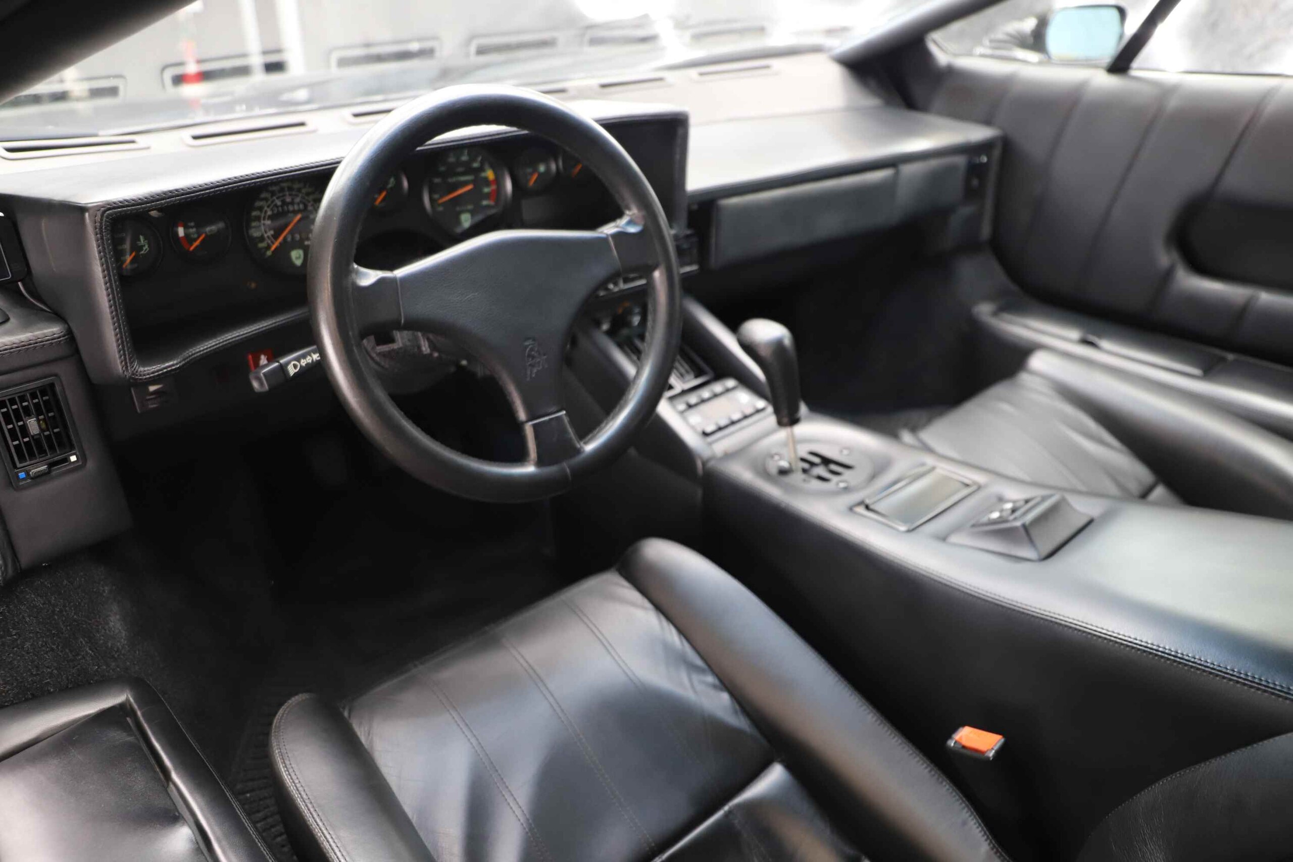 Lamborghini Countach Anniversary Edition (photo: 6)