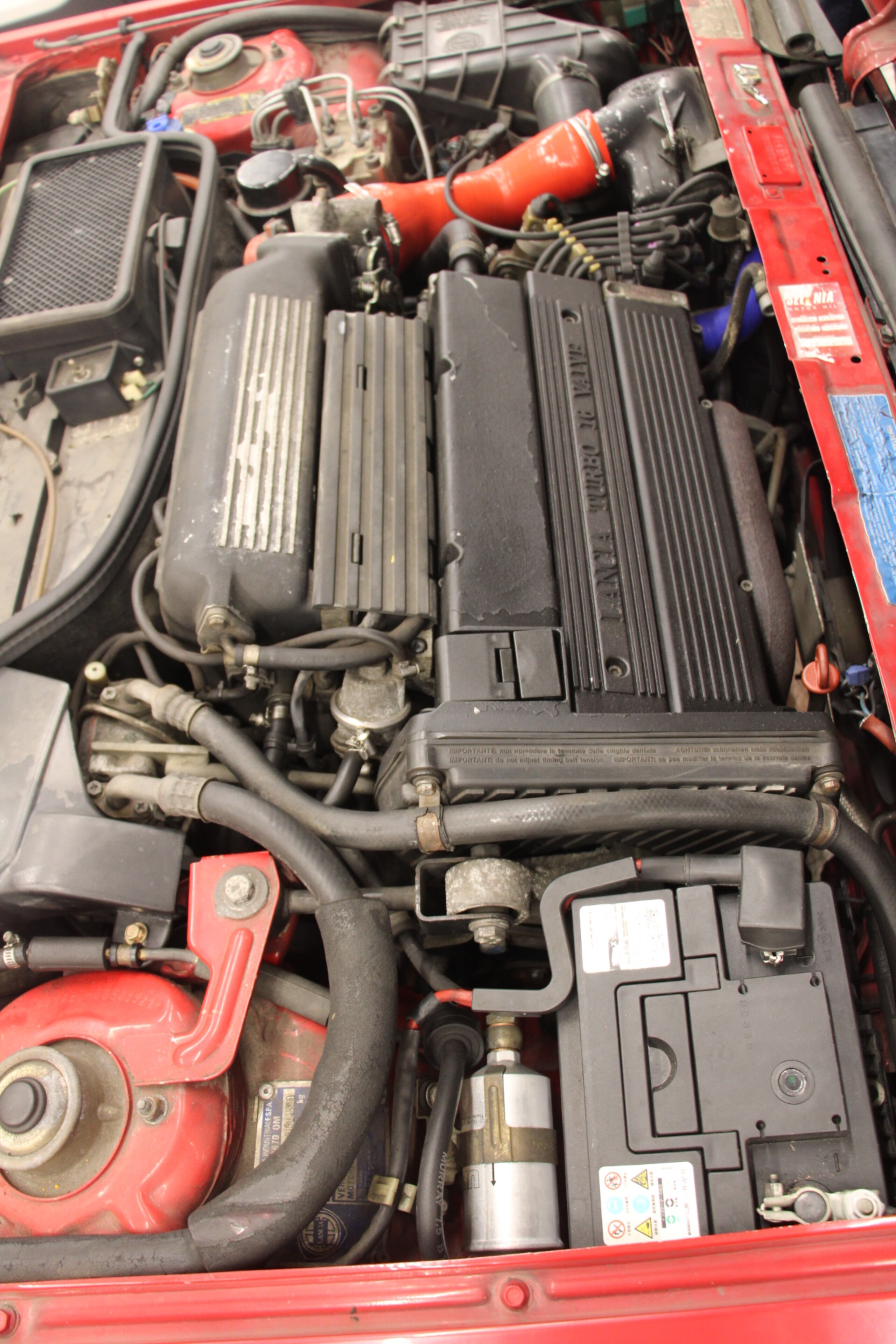 Lancia Delta HF Integrale (photo: 10)